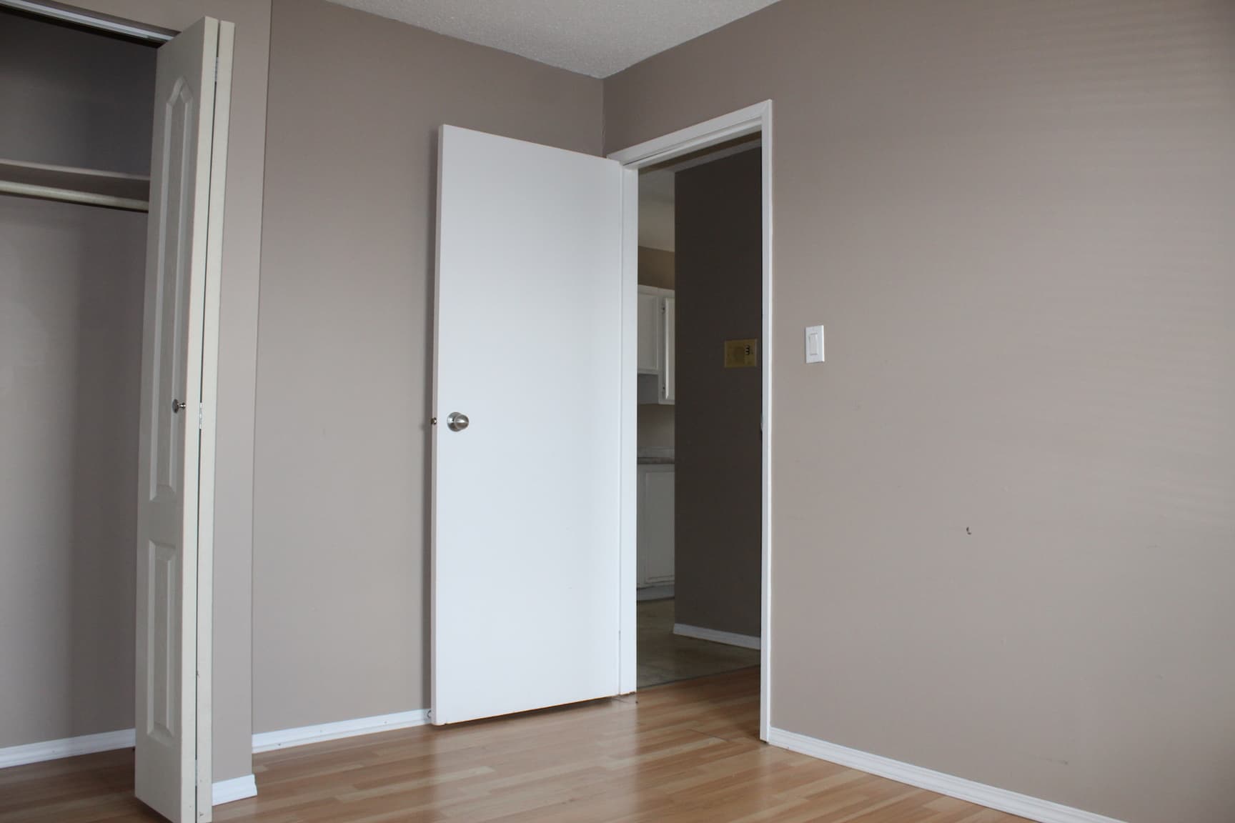 Booth Apartments — 1 bedroom - Photo 8