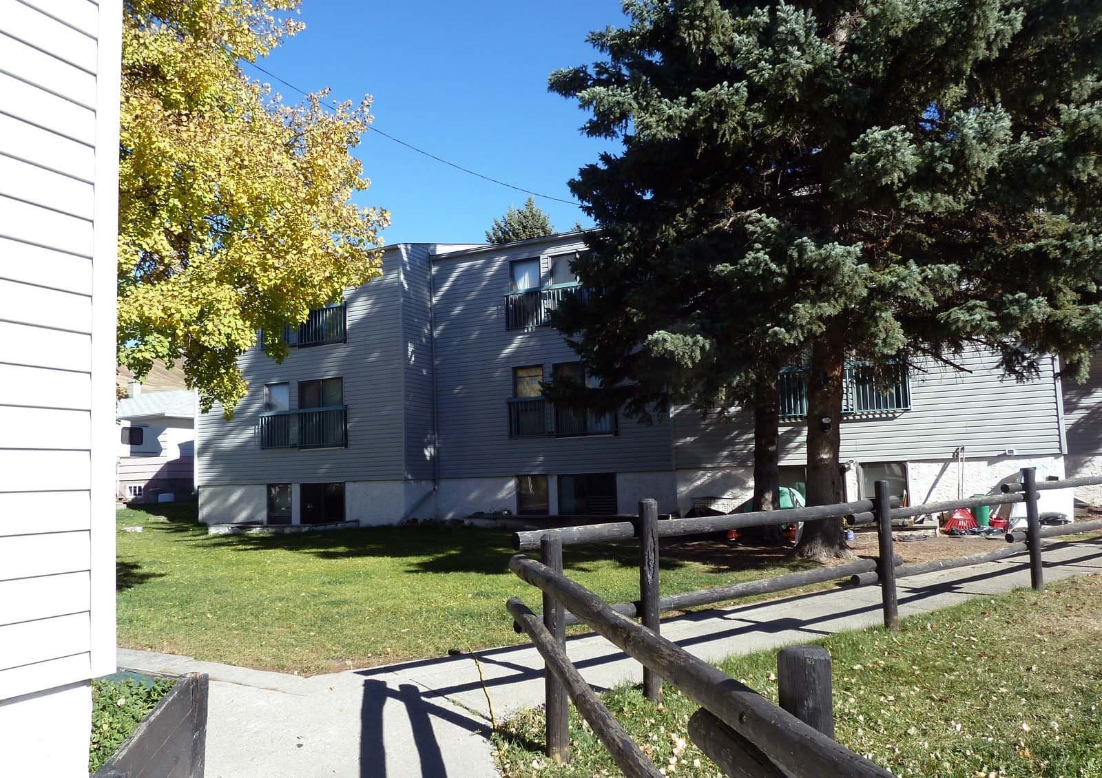 Cochrane House Apartments — Bachelor - Photo 2