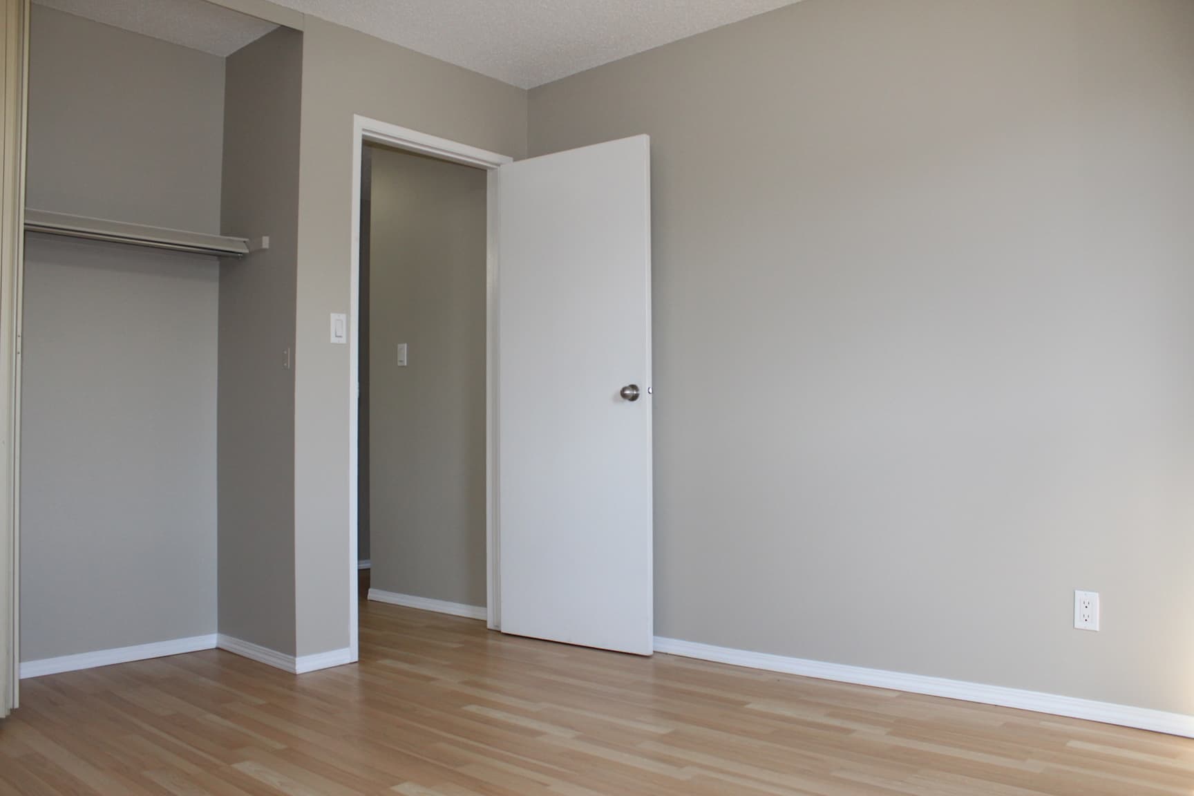 Diane Apartments 2 - Photo 5