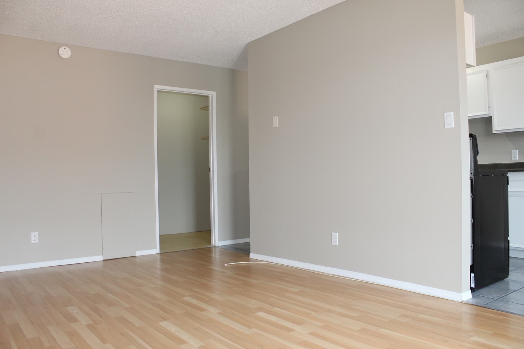 Diane Apartments 2 - Photo 8