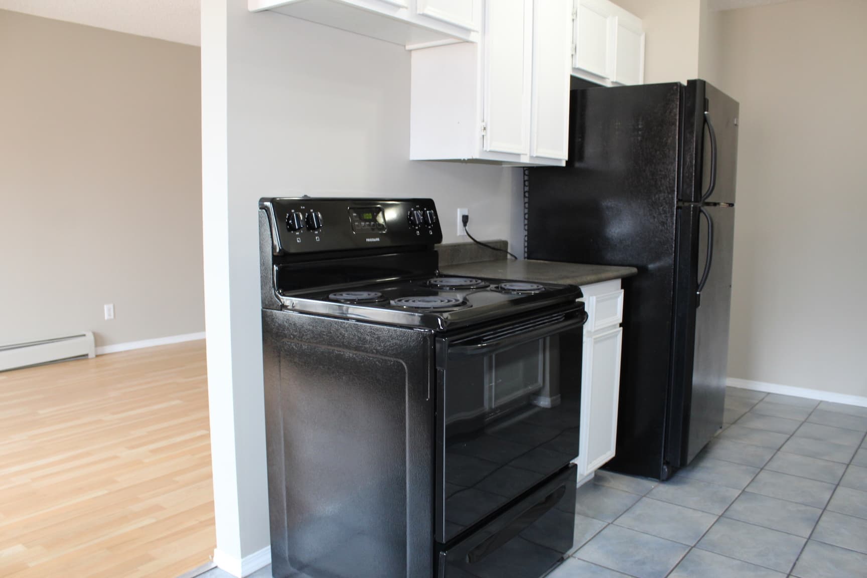 Diane Apartments 2 - Photo 9