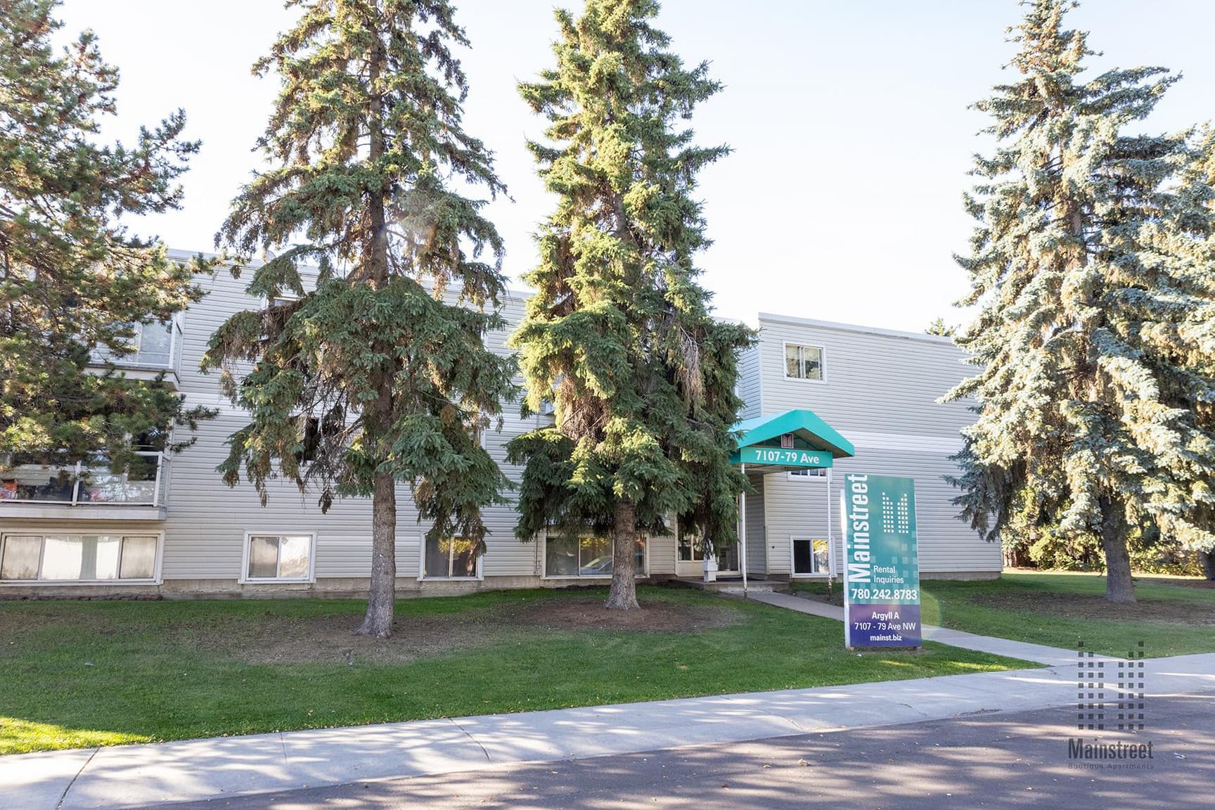 Argyll Apartments — Bachelor