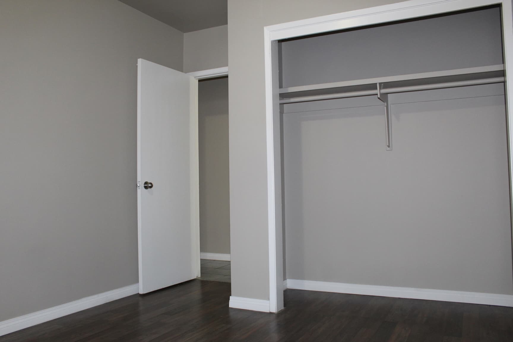 Argyll Apartments — Bachelor - Photo 5