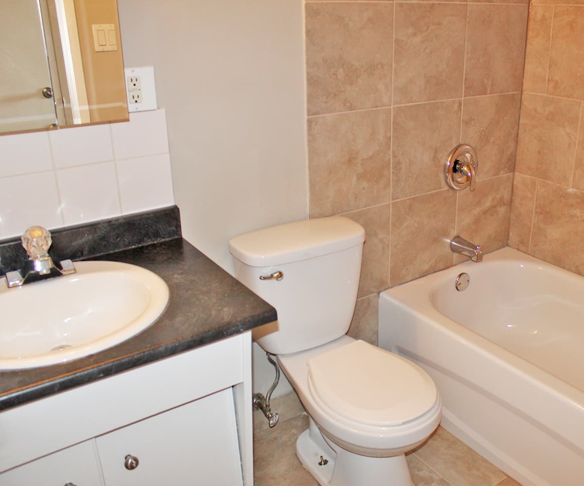 Argyll Apartments — Bachelor - Photo 9