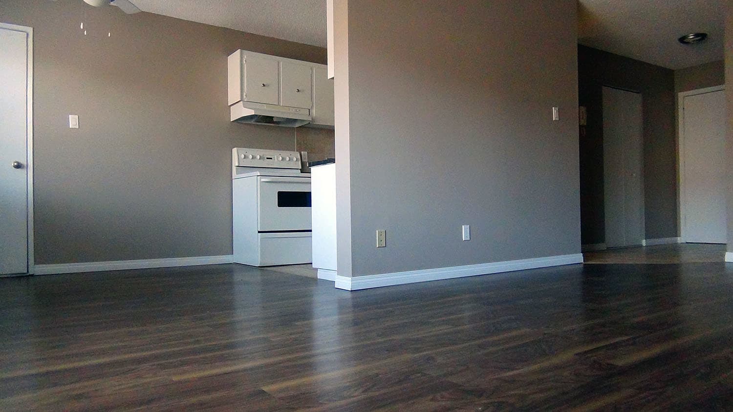 Cedarwood Arms — 1 bedroom - Photo 2