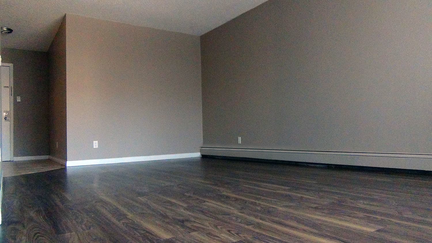 Cedarwood Arms — 1 bedroom - Photo 3