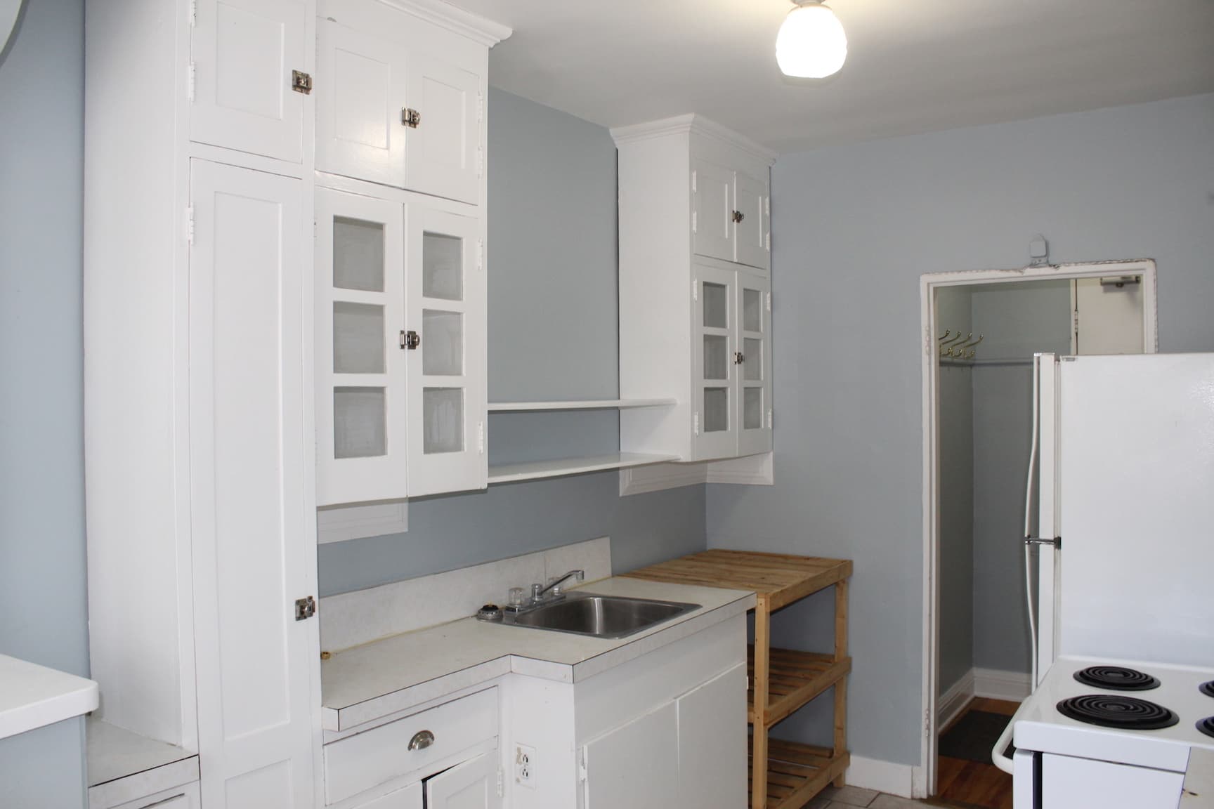 Montrose Manor - Photo 9