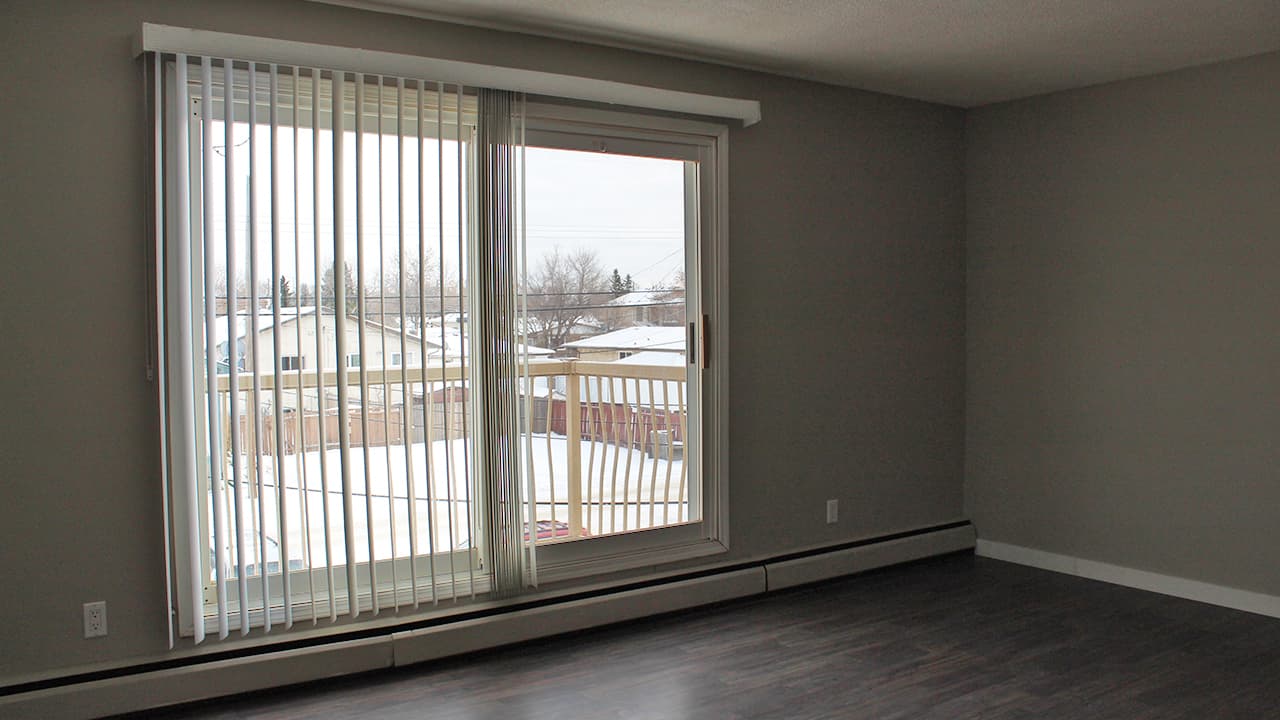Beauview Apartments — 2 bedroom - Photo 5