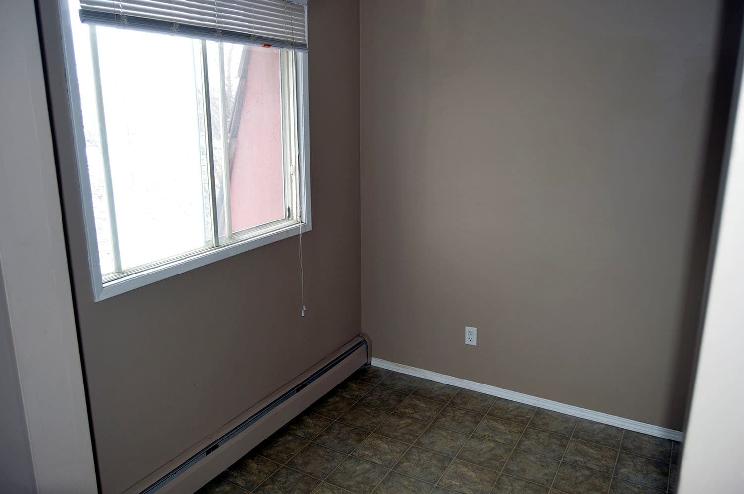 Peat Place — Bachelor - Photo 7