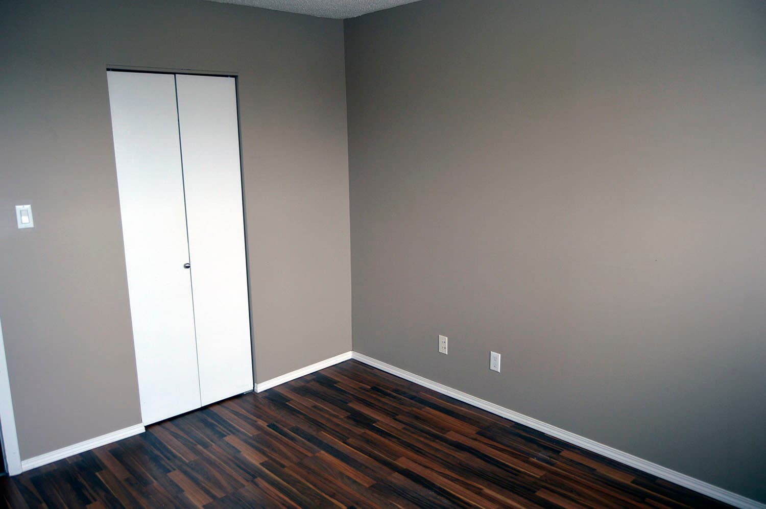 Peat Place — Bachelor - Photo 8