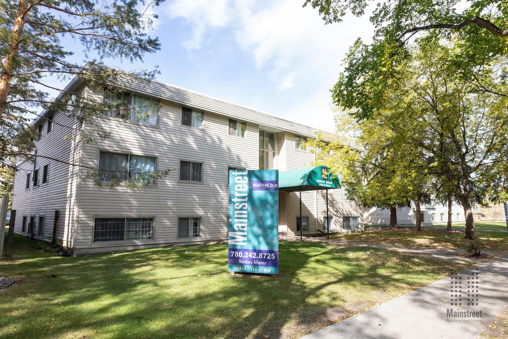 Berkley Manor — 2 bedroom - Photo 1