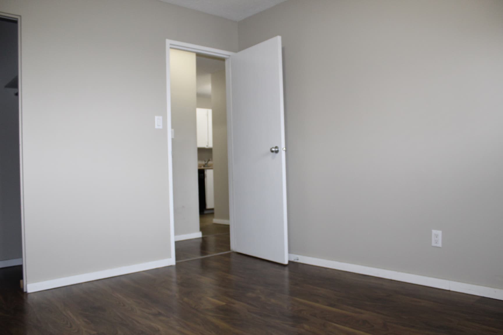 Pisces Manor — 2 bedroom - Photo 5