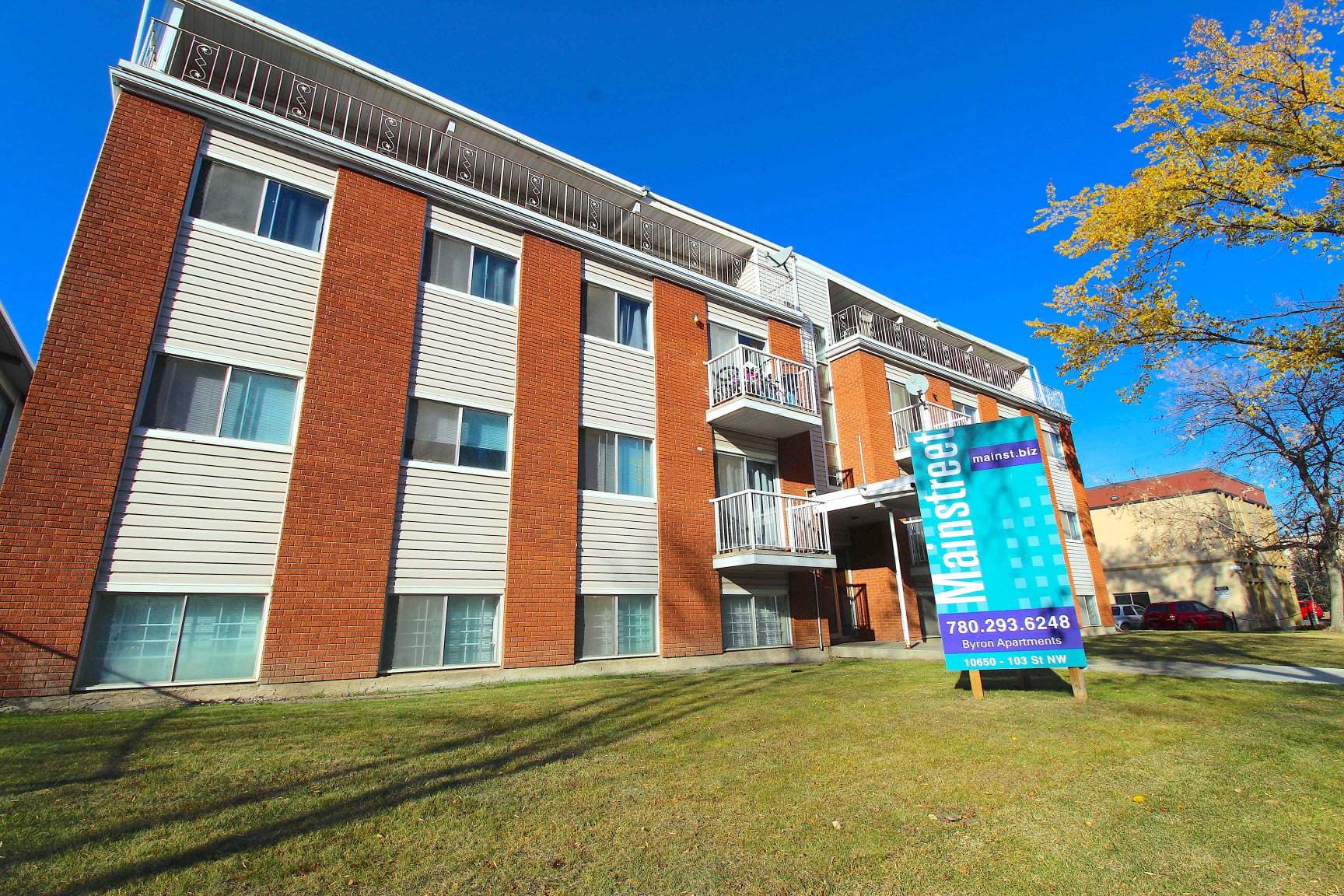 Byron Apartments — Bachelor