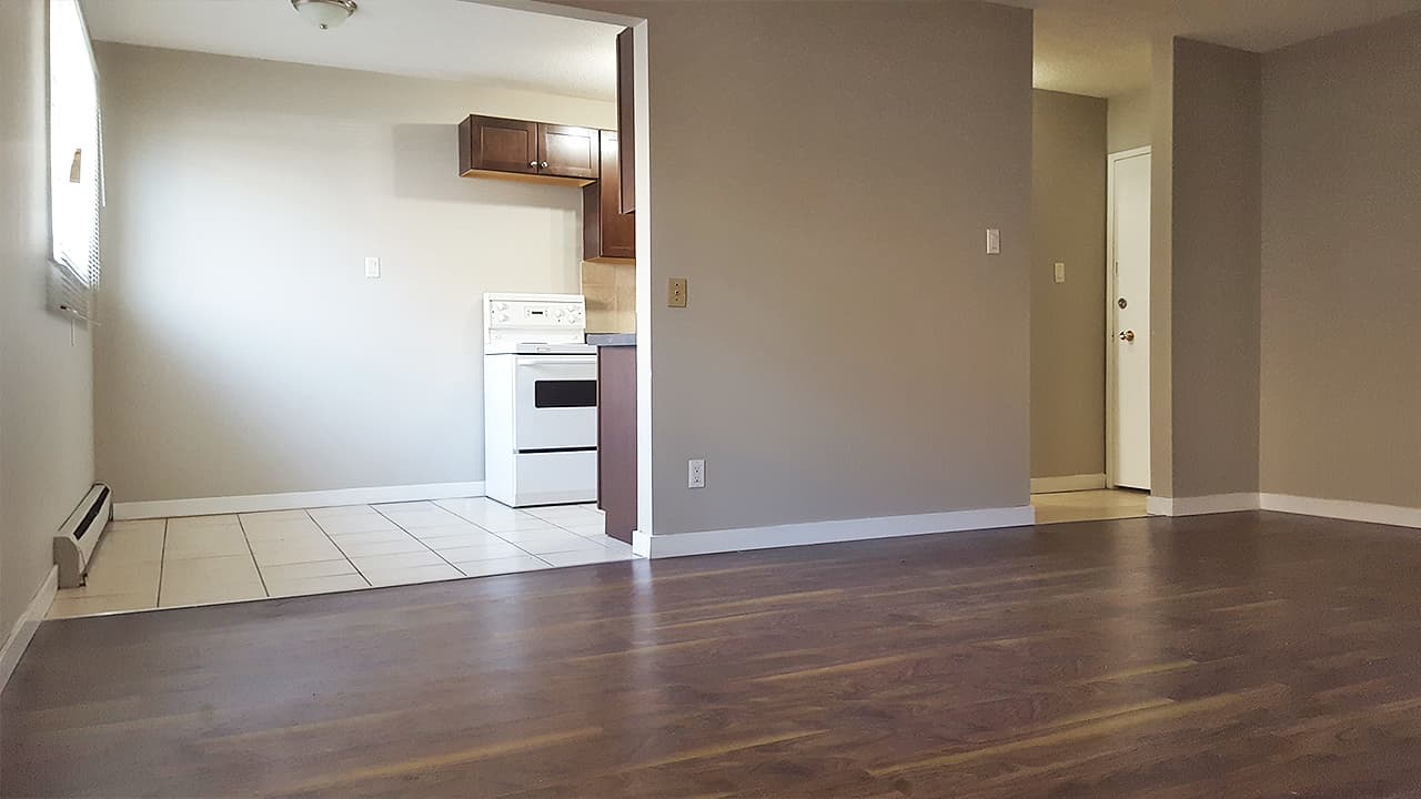 Byron Apartments — Bachelor - Photo 6