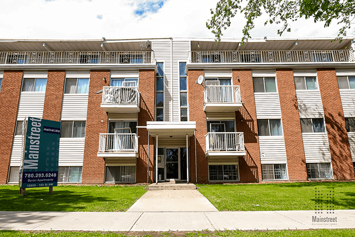 Byron Apartments — Bachelor - Photo 9
