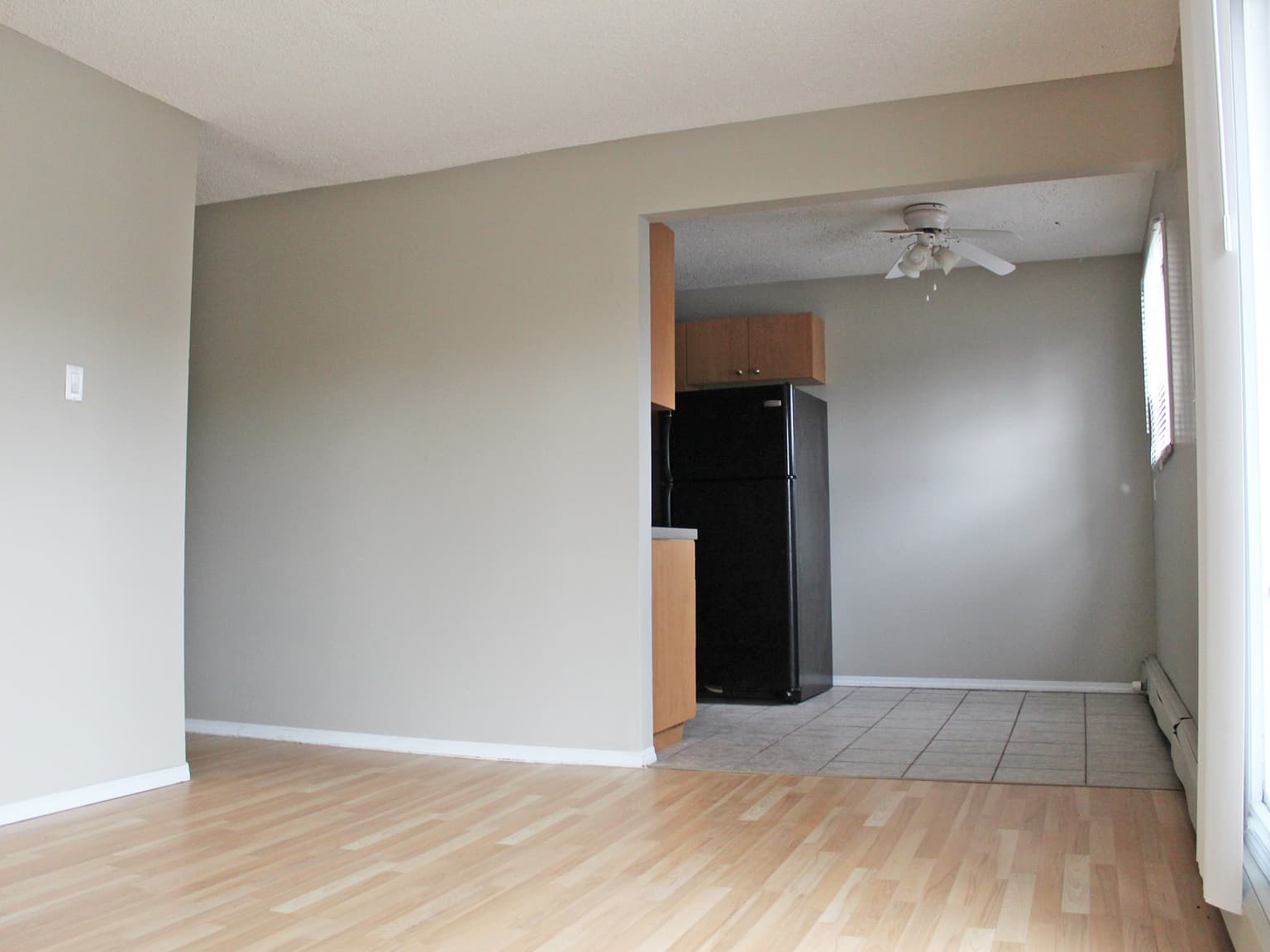 Pleasant Hill — 3 bedroom - Photo 2