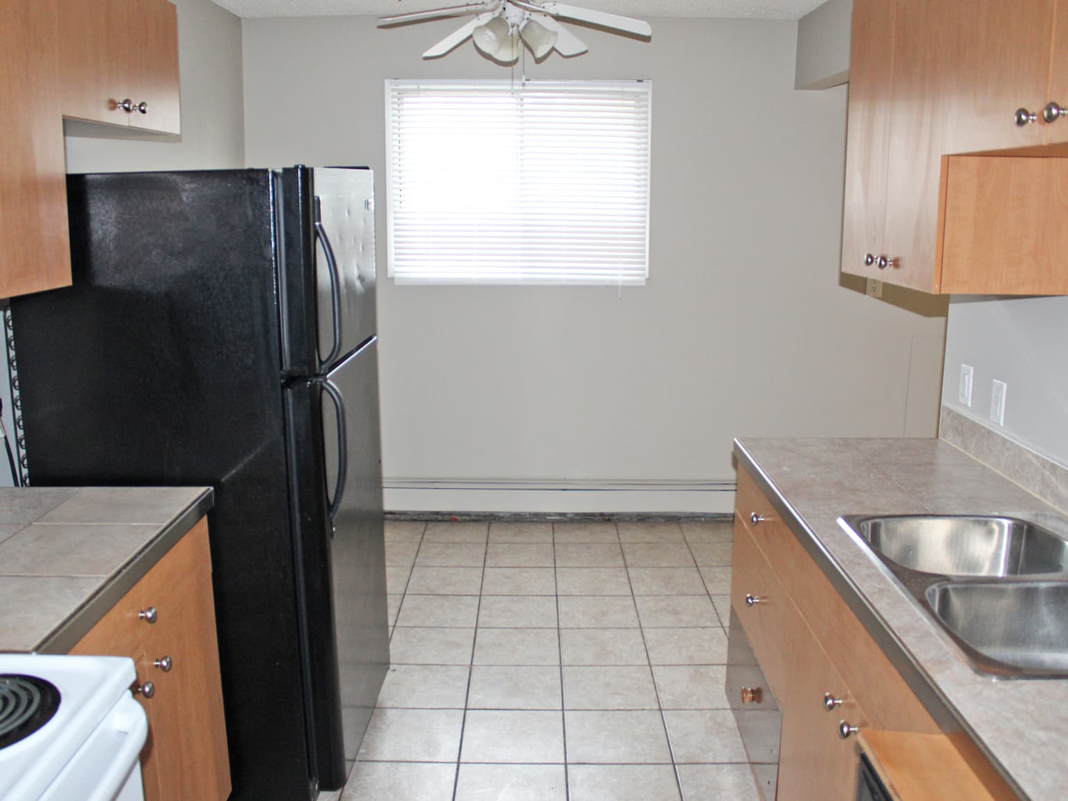 Pleasant Hill — 3 bedroom - Photo 3