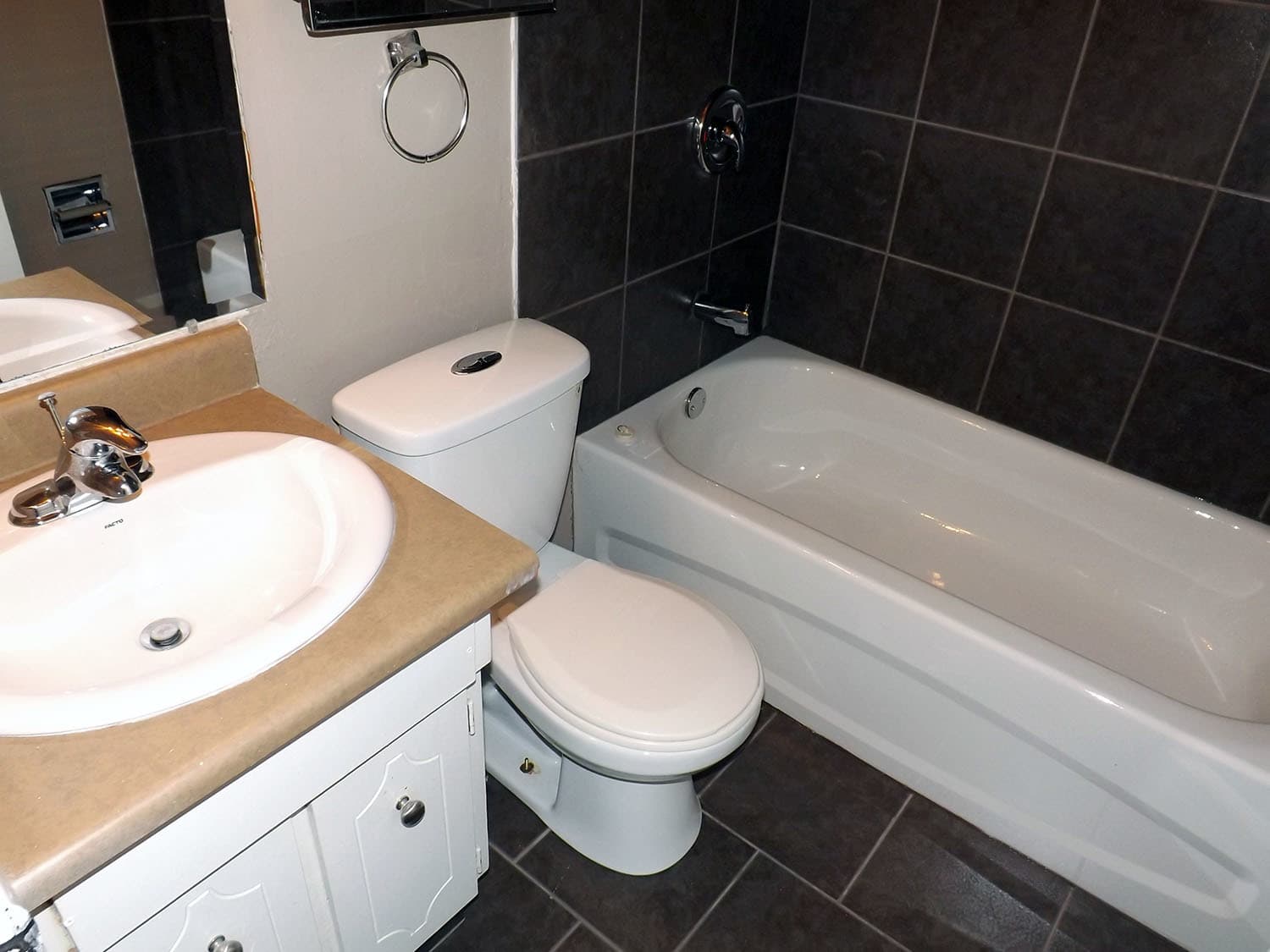 Washington Court — Bachelor - Photo 7