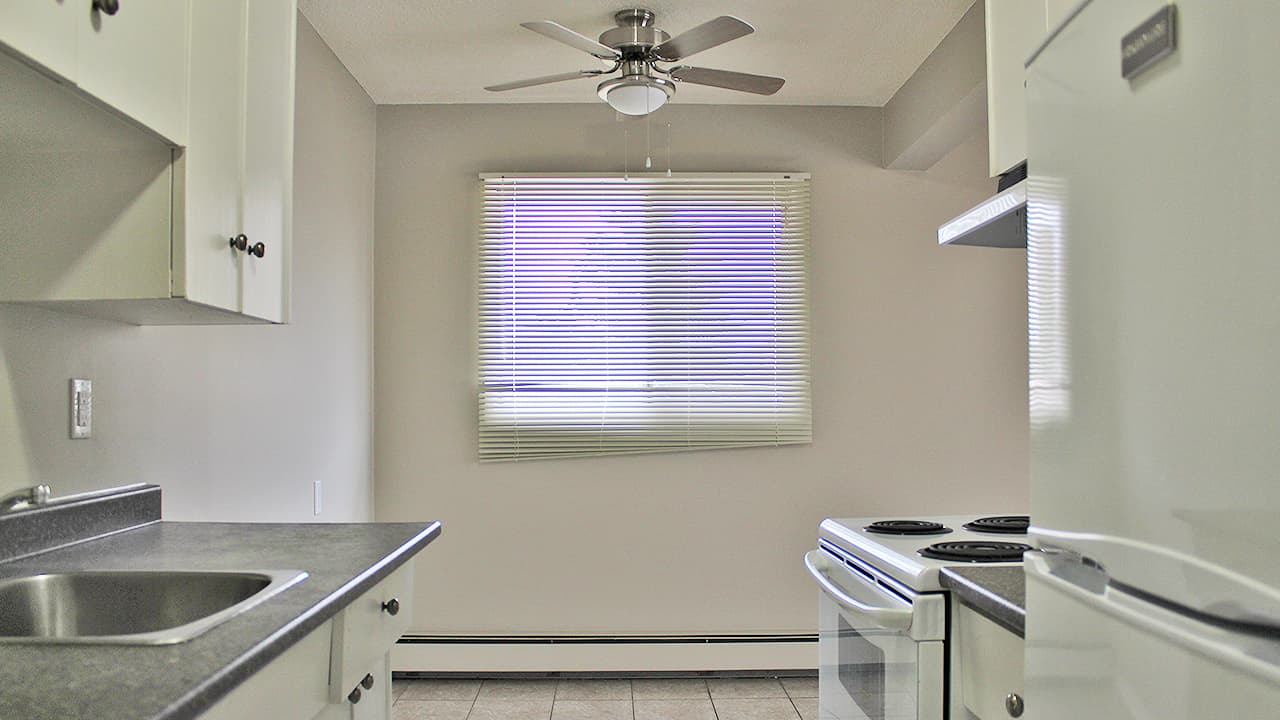 Camelia Court — 2 bedroom - Photo 2