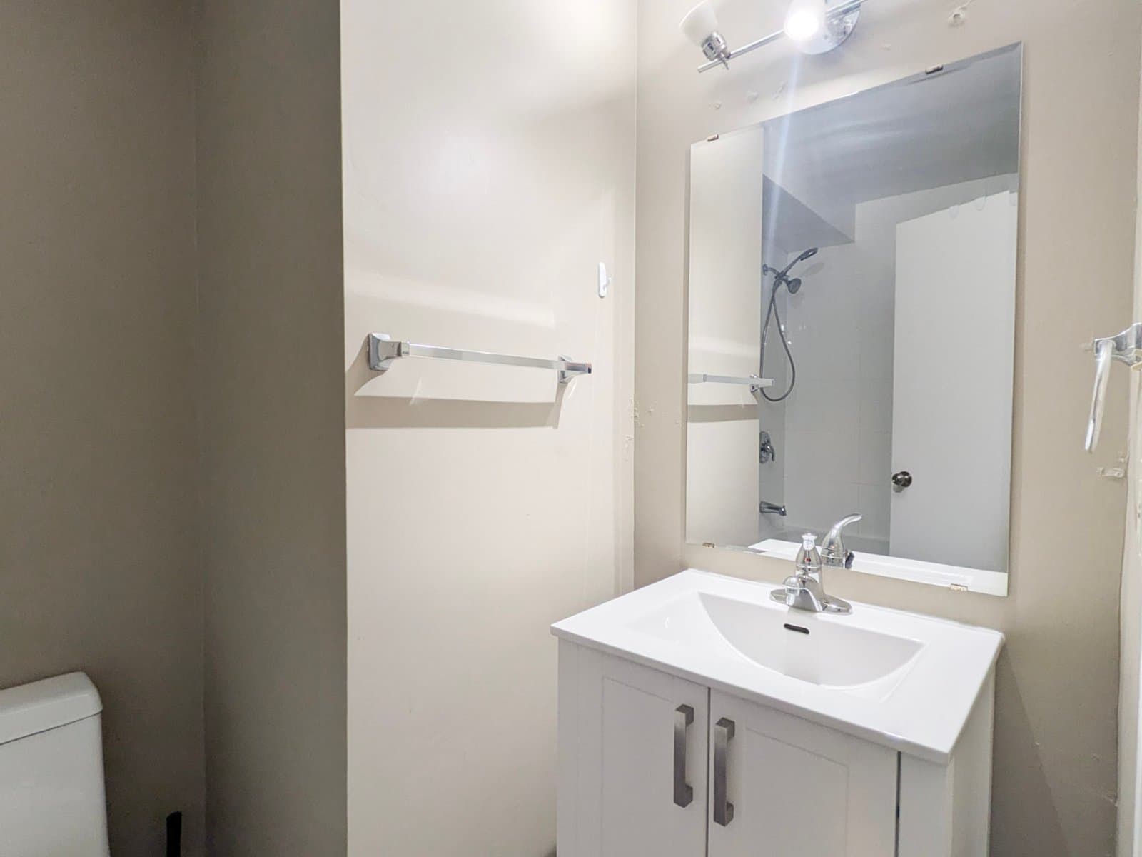 Blackline Management — Student Rentals - Photo 10