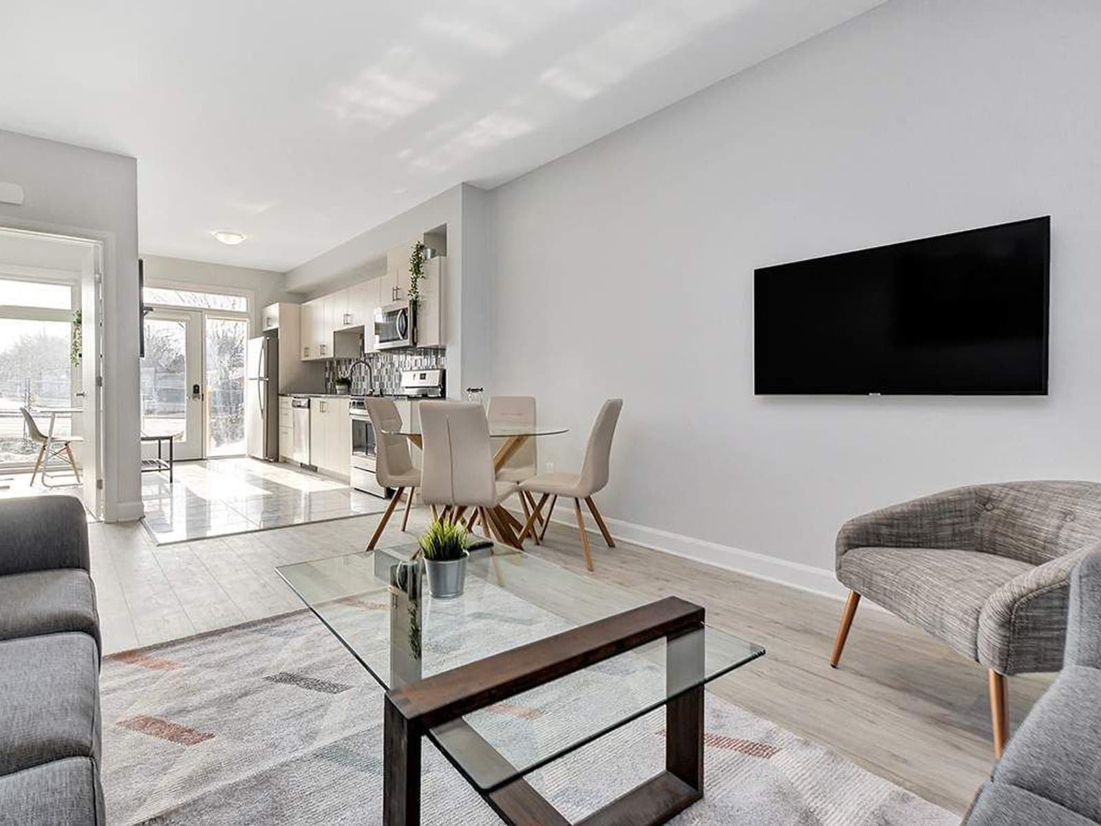 STUDENTS OR YOUNG PROFESSIONAL!! NEAR ALGONQUIN COLLEGE! — 105-02D - Photo 30