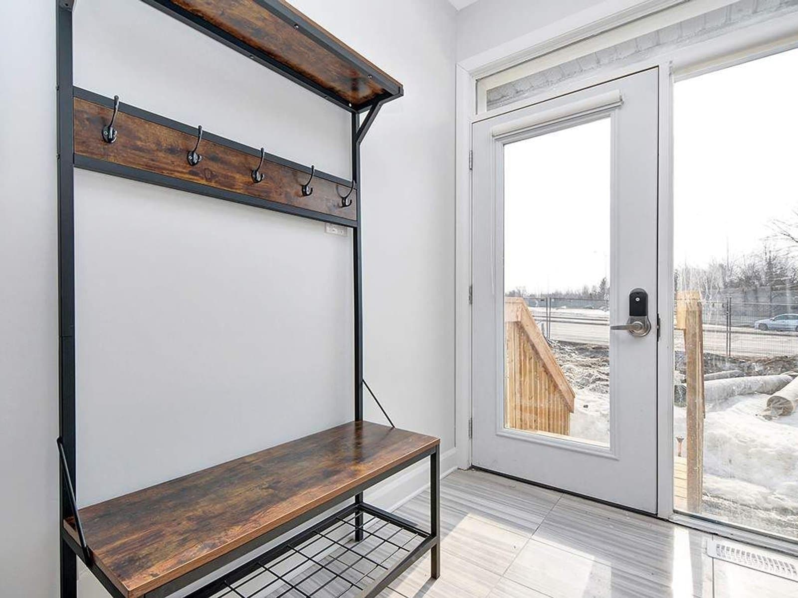 STUDENTS OR YOUNG PROFESSIONAL!! NEAR ALGONQUIN COLLEGE! — 105-02D - Photo 37