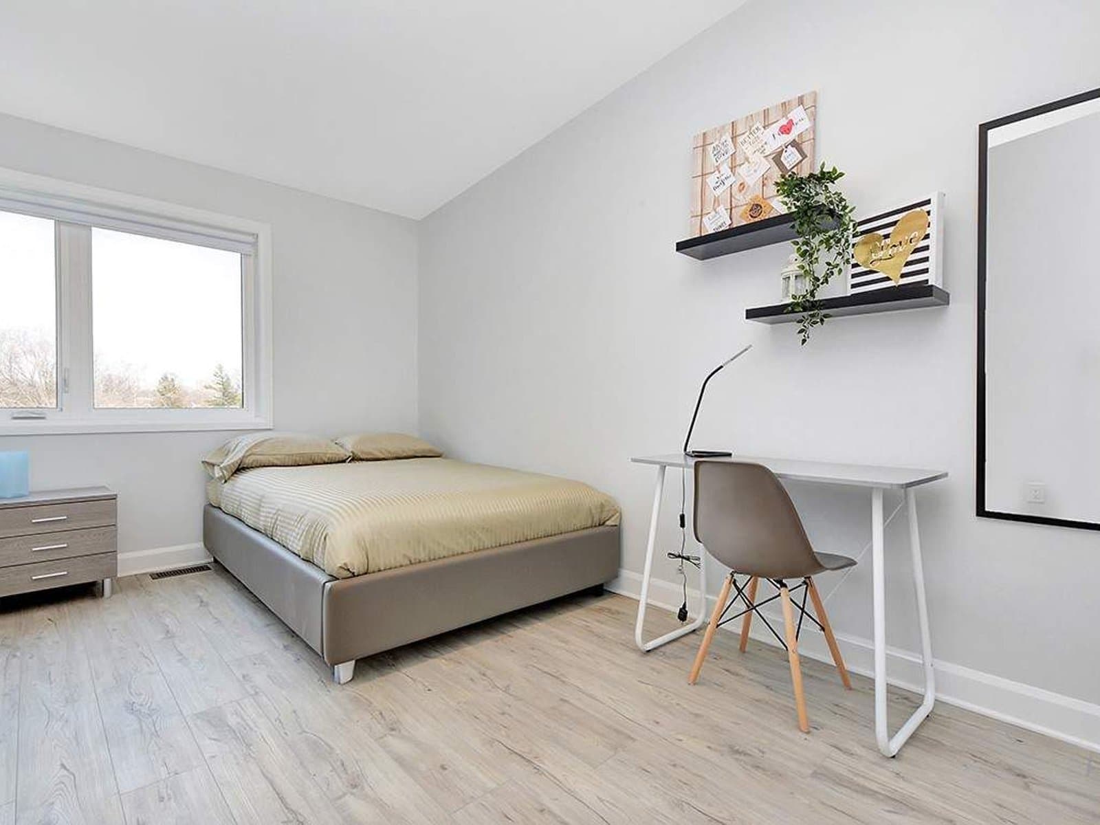 STUDENTS OR YOUNG PROFESSIONAL!! NEAR ALGONQUIN COLLEGE! — 105-02D - Photo 38