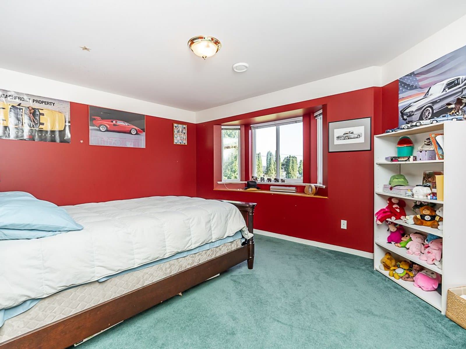 Spacious 6 Bedroom Home with Ample Parking — House 2 + Workshop - Photo 34