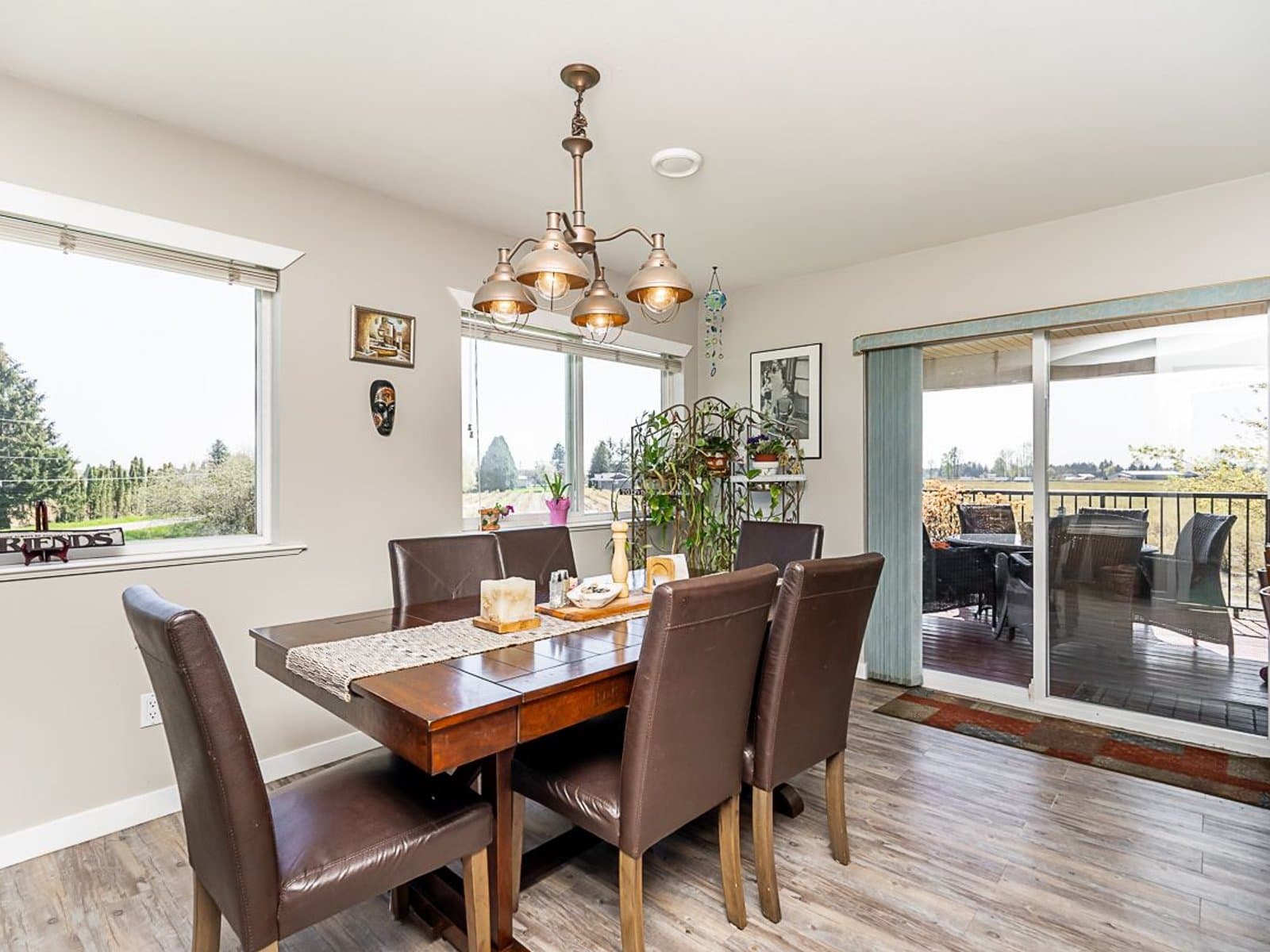 Spacious 6 Bedroom Home with Ample Parking — House 2 + Workshop - Photo 6