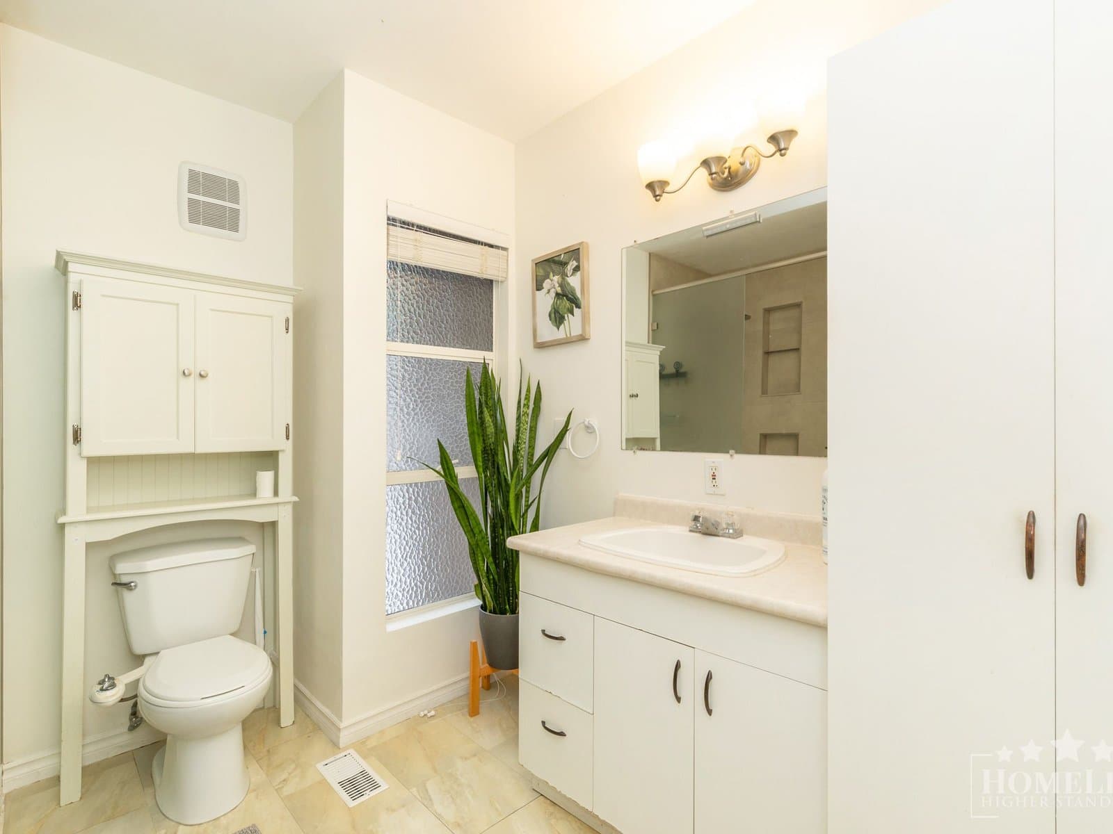 13755 102 Ave - 5 - NWS4 — 5 - Photo 11