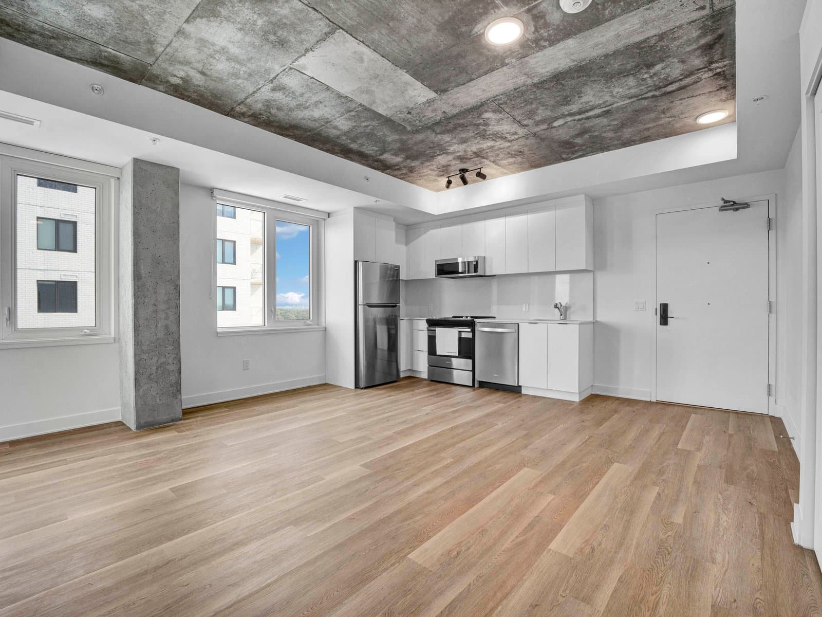Carlton West — B809 - Photo 22