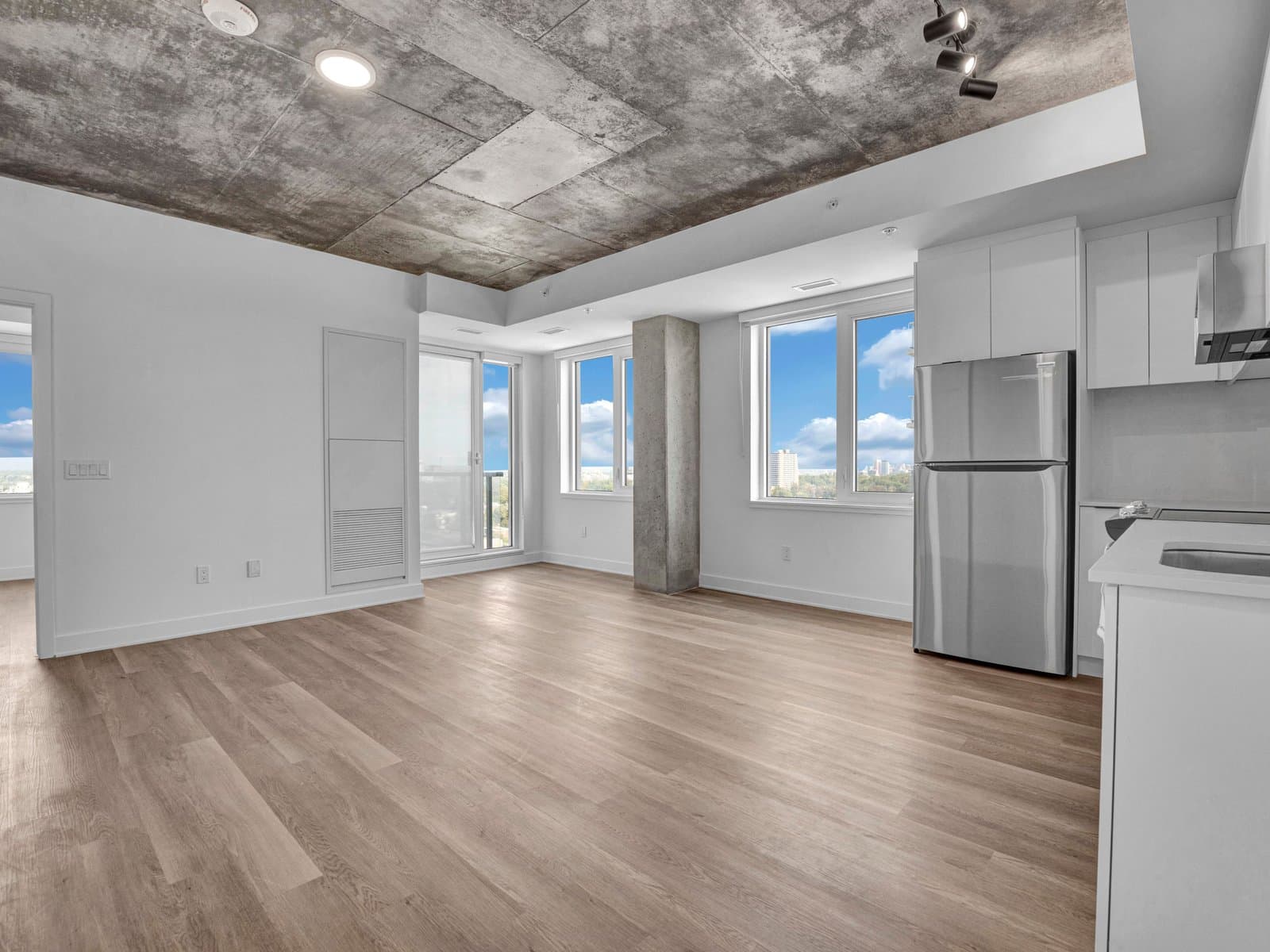 Carlton West — B809 - Photo 25