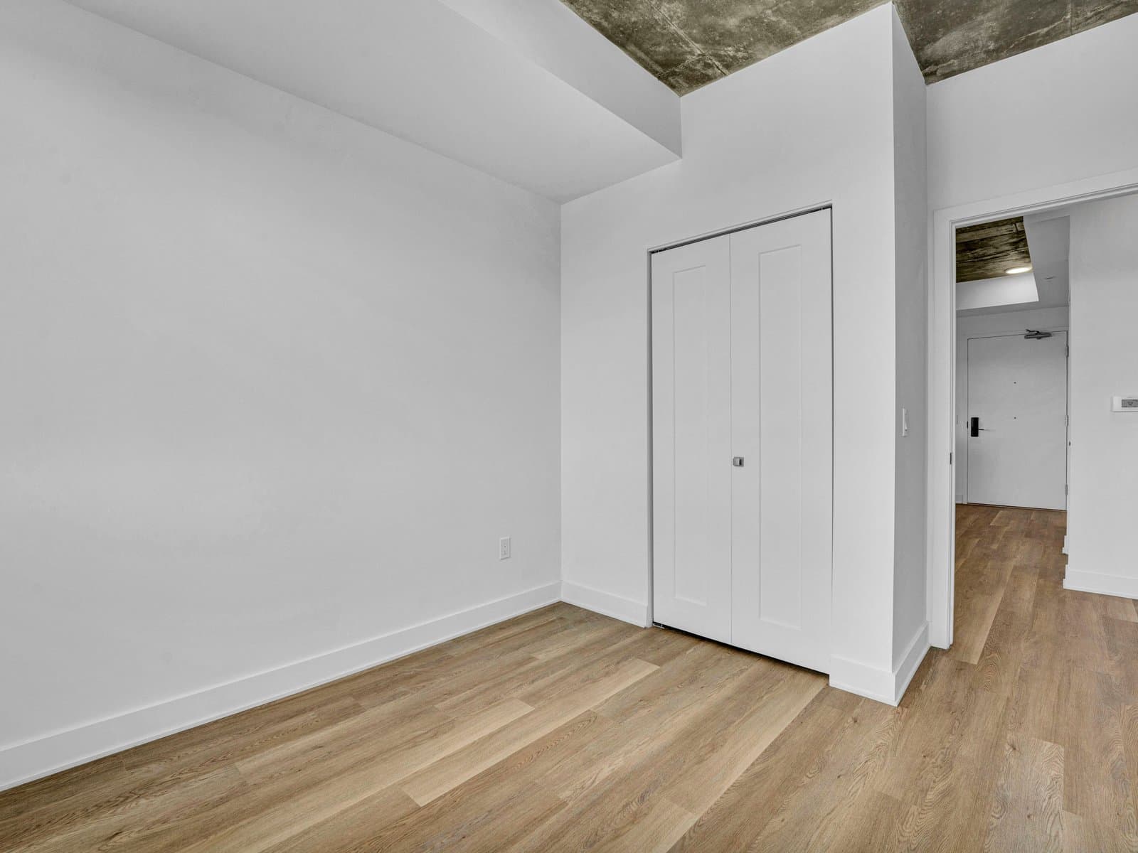 Carlton West — B809 - Photo 46