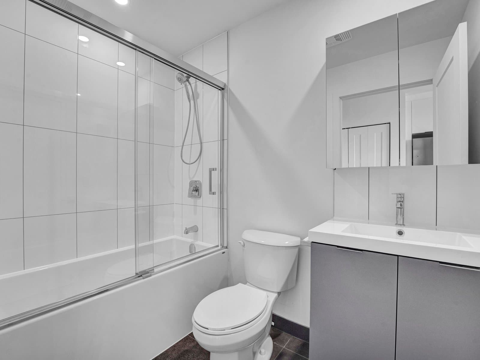Carlton West — B809 - Photo 87