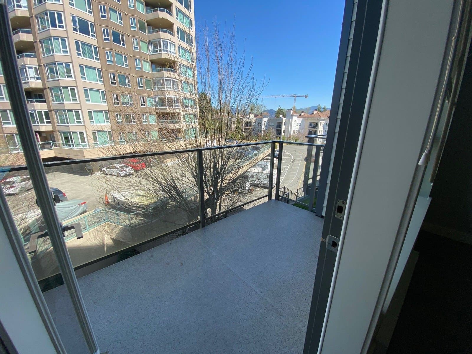 Bright Corner Condo with 2 Parking — 309 - Photo 14