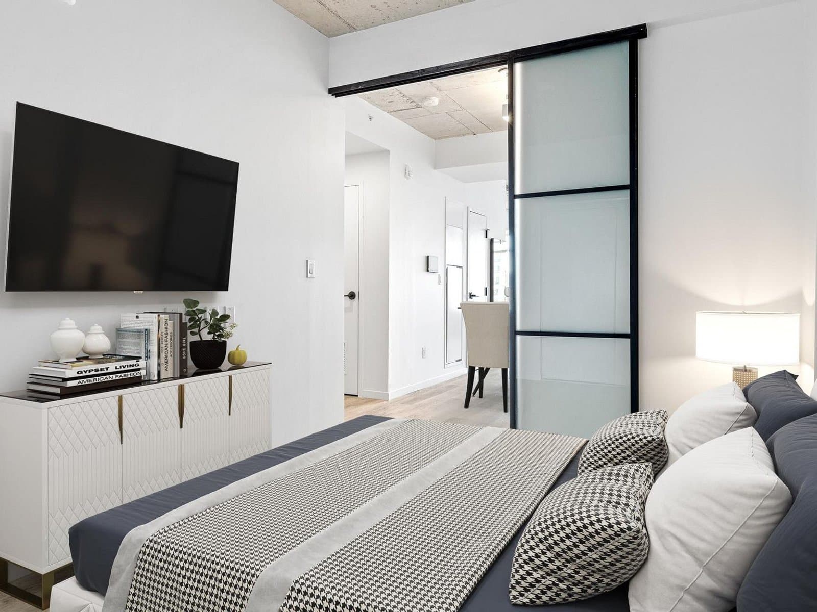 Canvas Lofts (18 Hamilton Avenue North) — 504 - Photo 24
