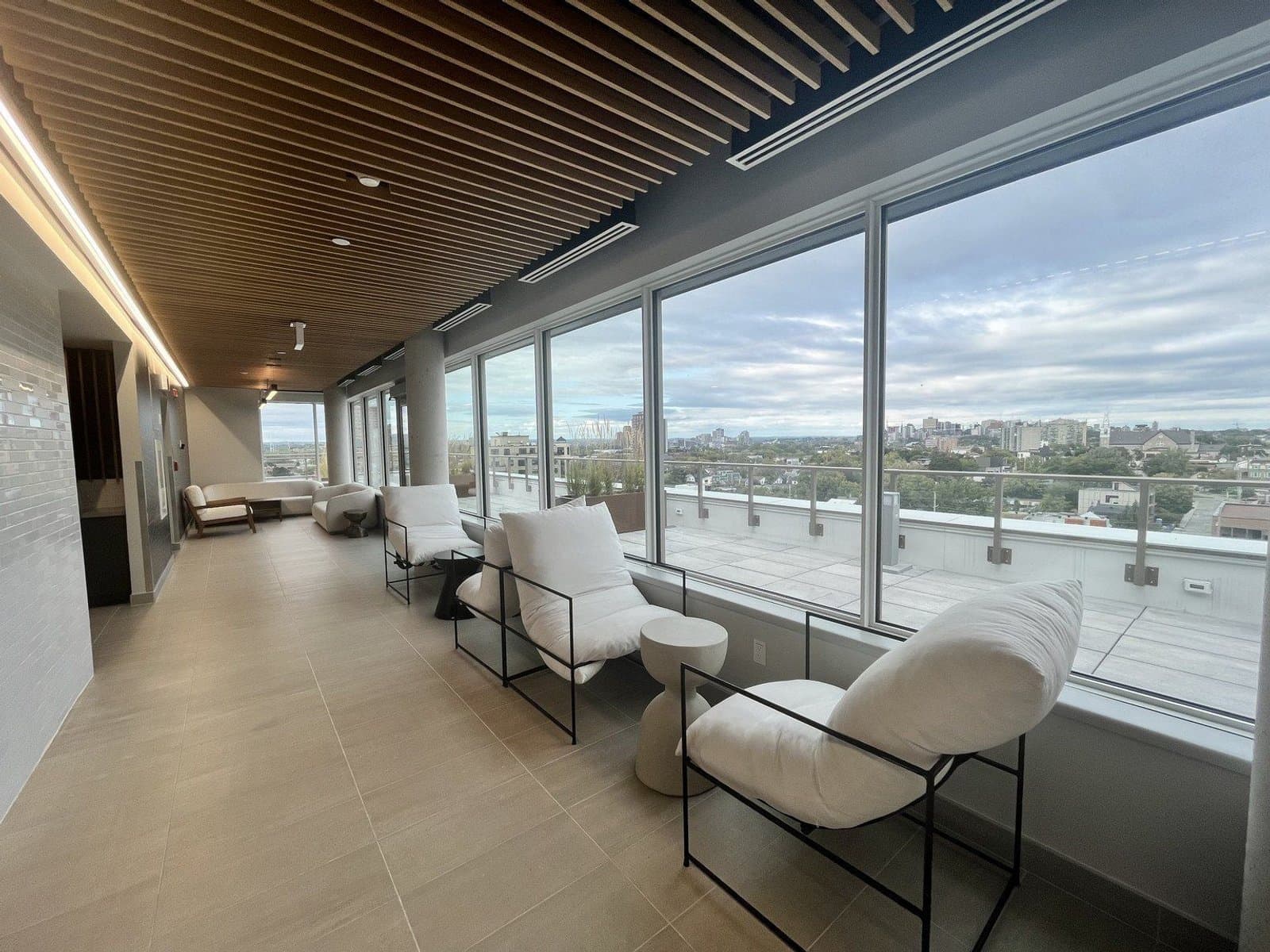 Canvas Lofts (18 Hamilton Avenue North) — 504 - Photo 40