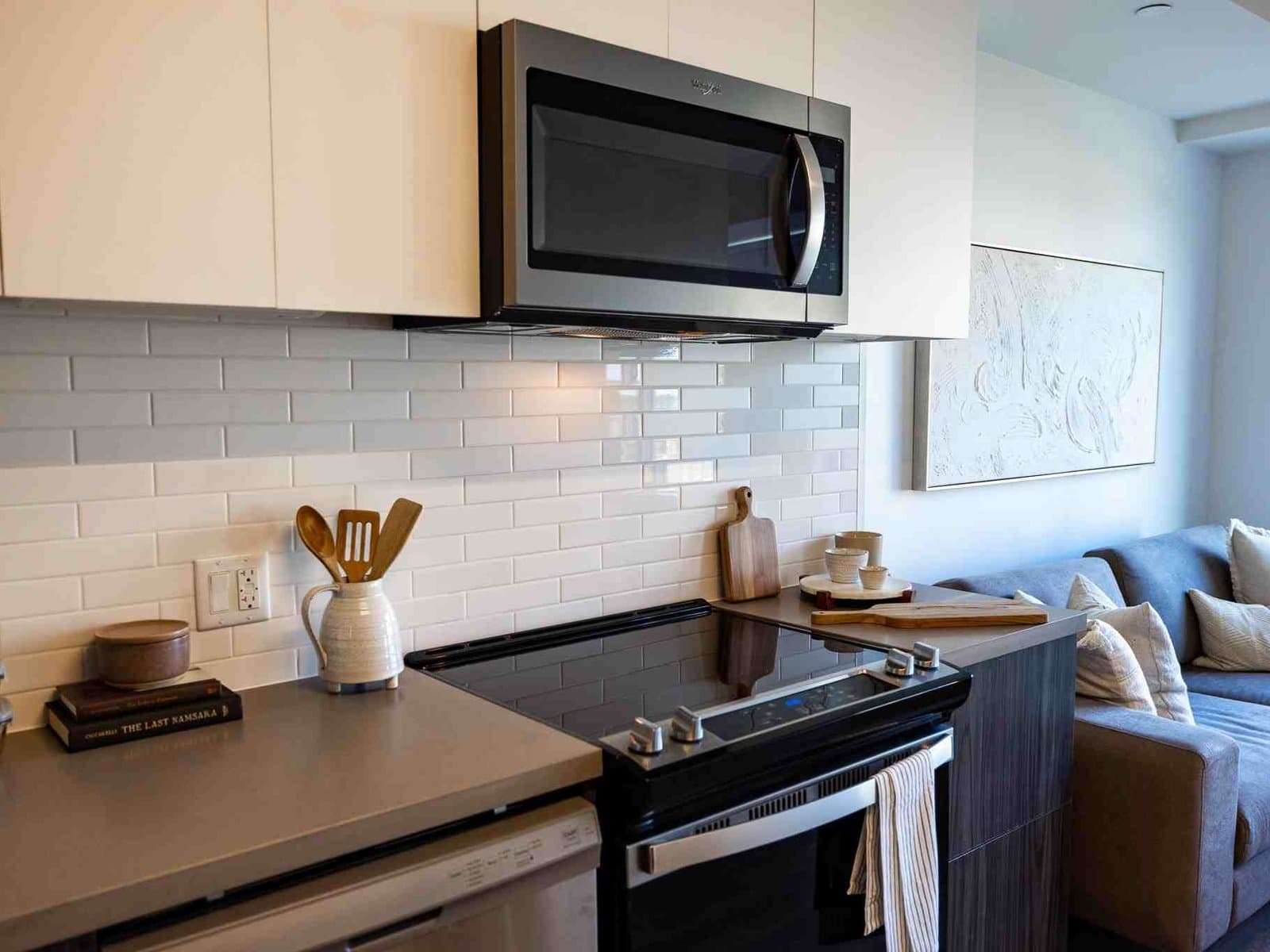 Canvas Lofts (18 Hamilton Avenue North) — 504 - Photo 50