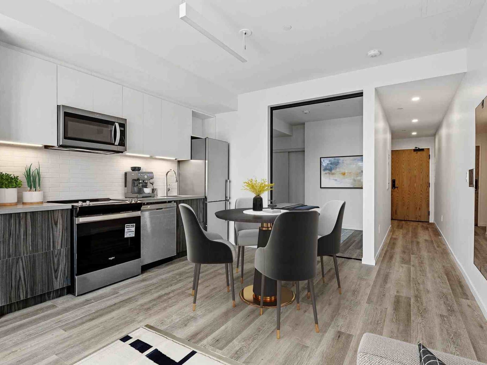 Canvas Lofts (18 Hamilton Avenue North) — 504 - Photo 55