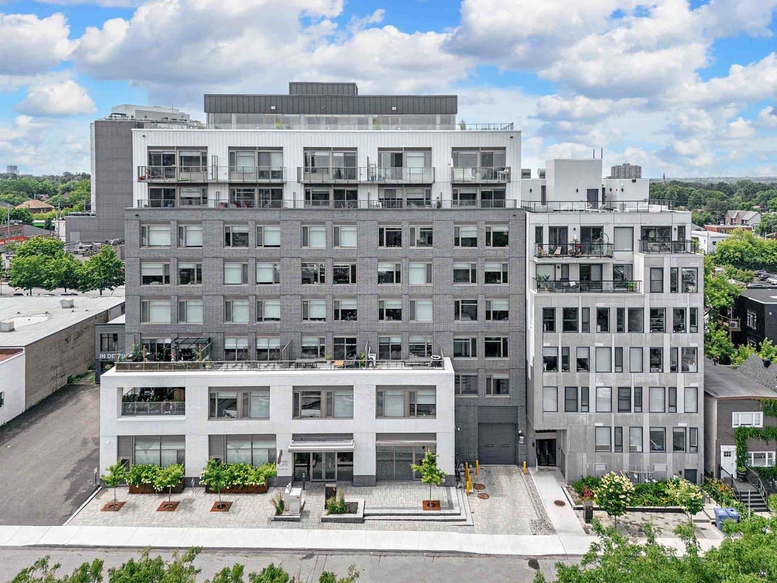 Canvas Lofts (18 Hamilton Avenue North) — 504 - Photo 92
