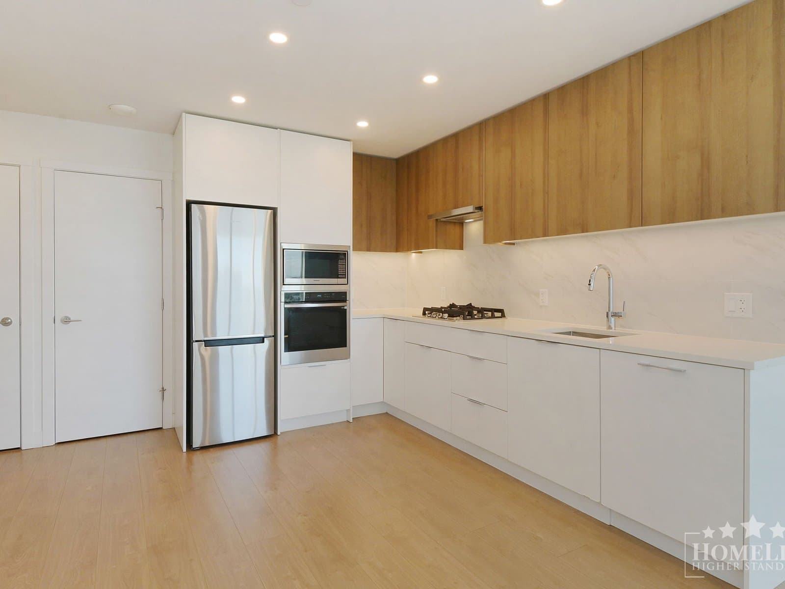 13359 Old Yale Rd - 2102 - EPS8928 - Placement Only . — 2102 - Photo 4