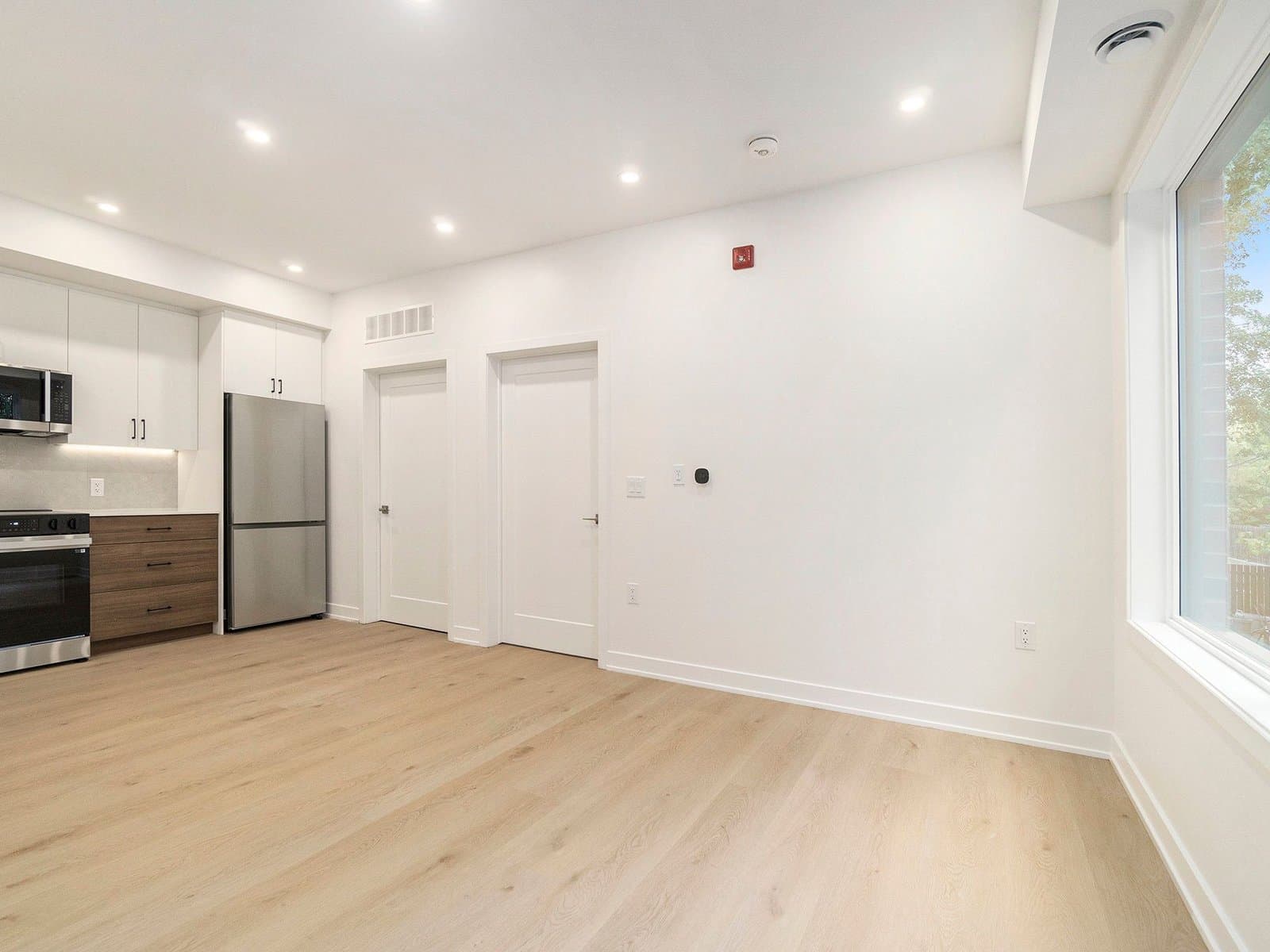 373 Iberville — 8 - Photo 4