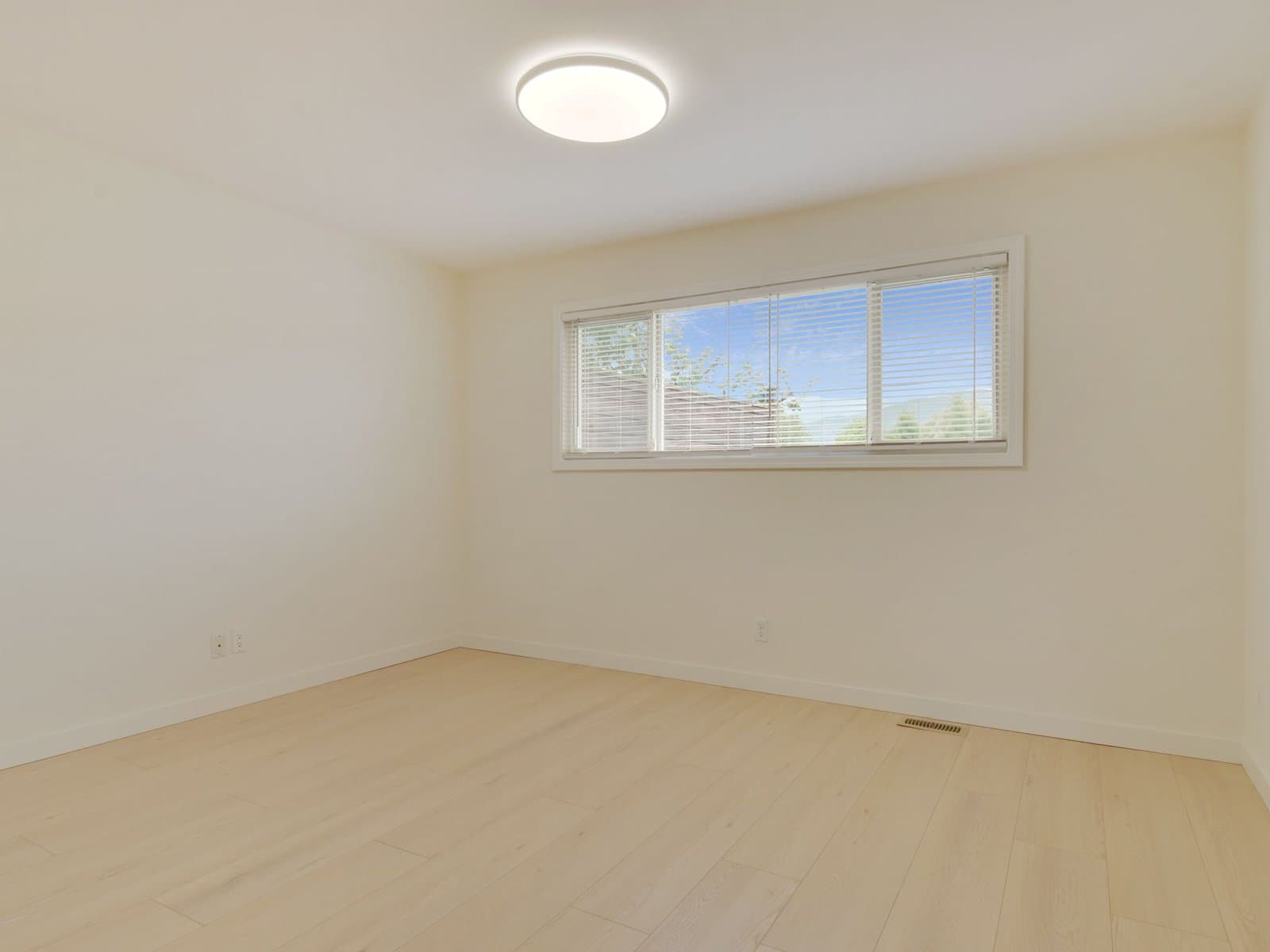46515 Portage Ave - Upper House — Upper House - Photo 10
