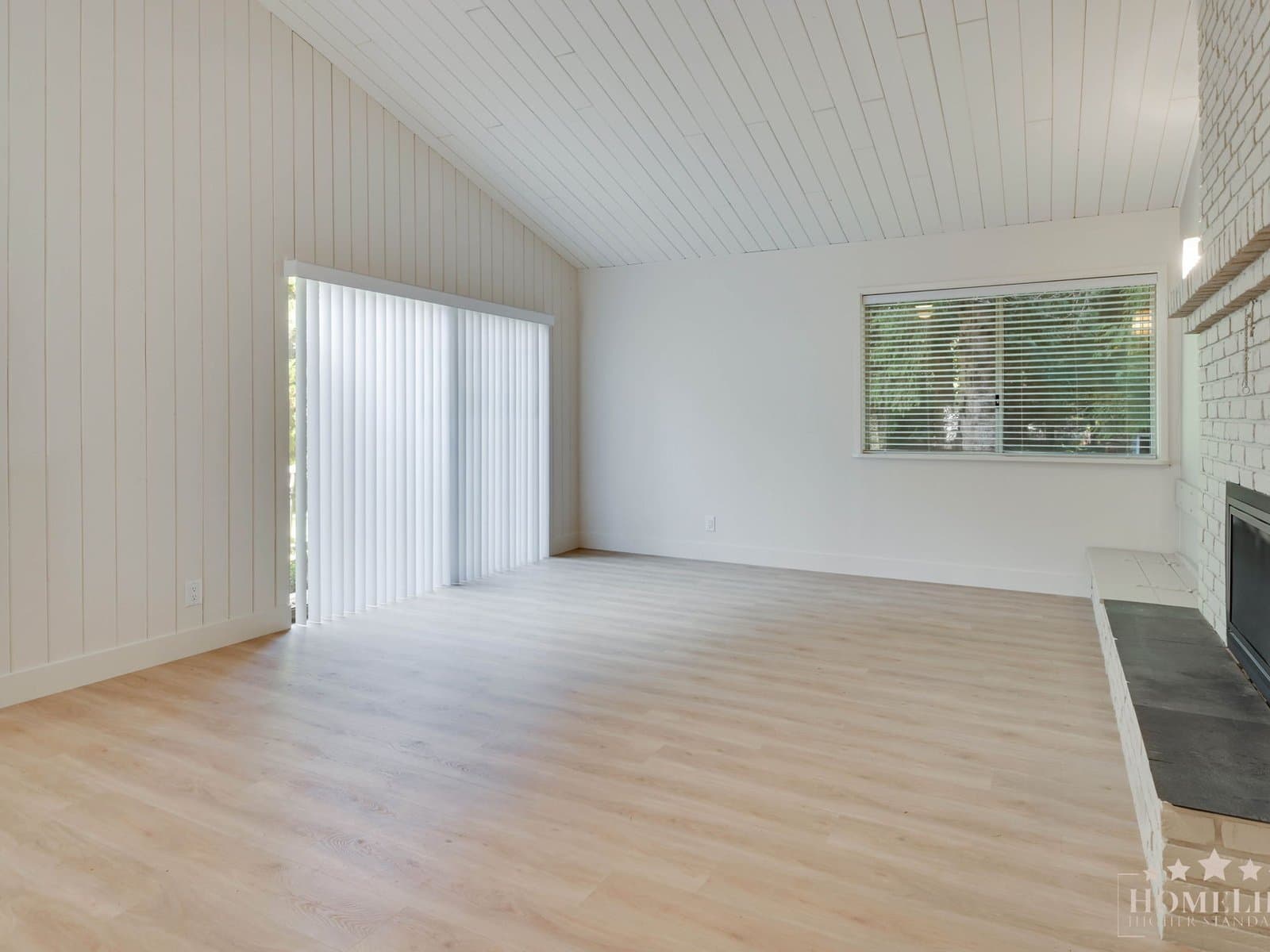 12687 23 Ave - House — House - Photo 2
