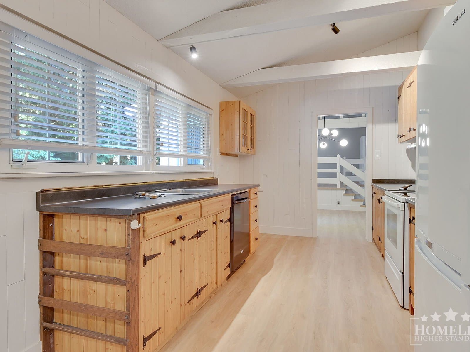 12687 23 Ave - House — House - Photo 6