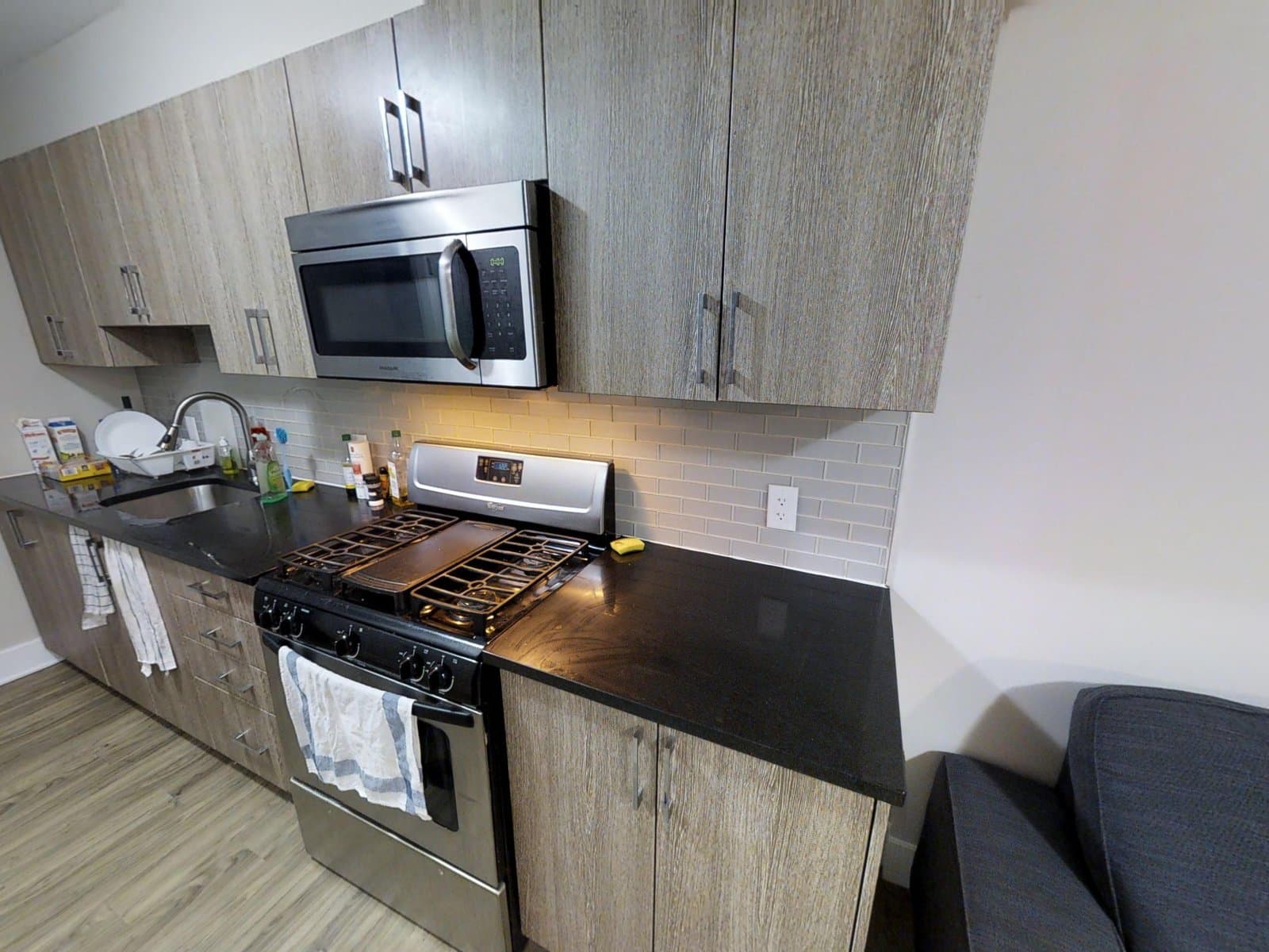 139 Henderson — 1