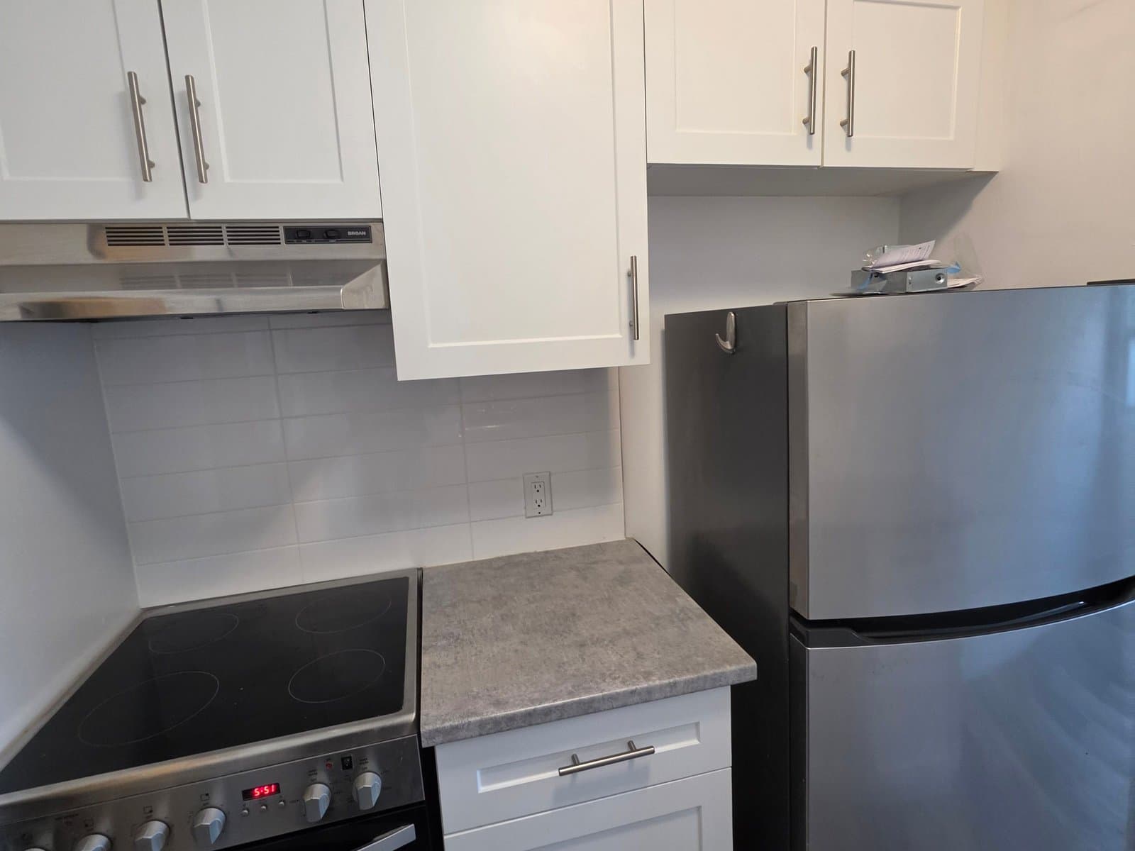 Whitehall Apartments — 3 - Photo 23