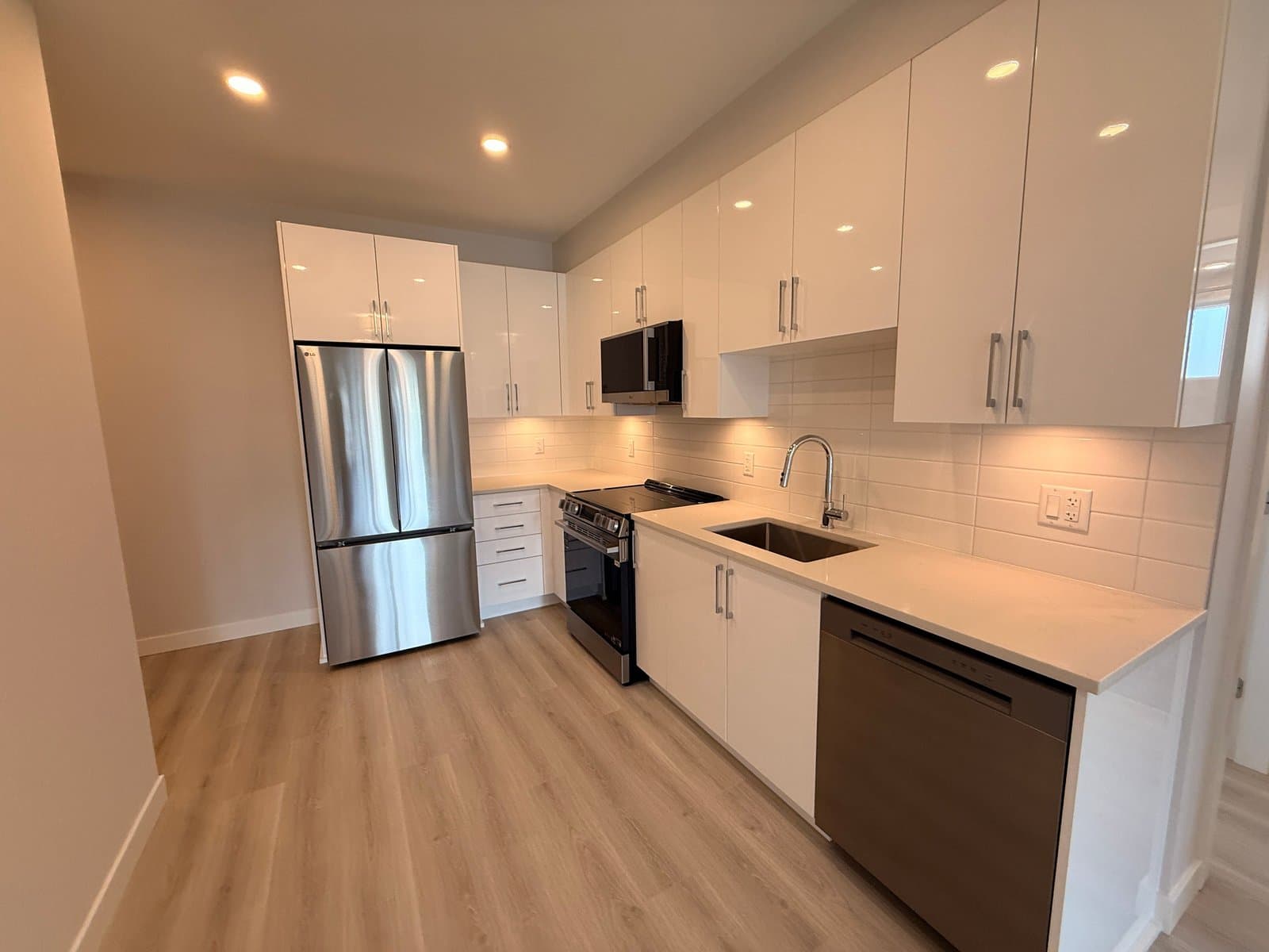 Brand New Condo in Mission — 319 - Photo 36