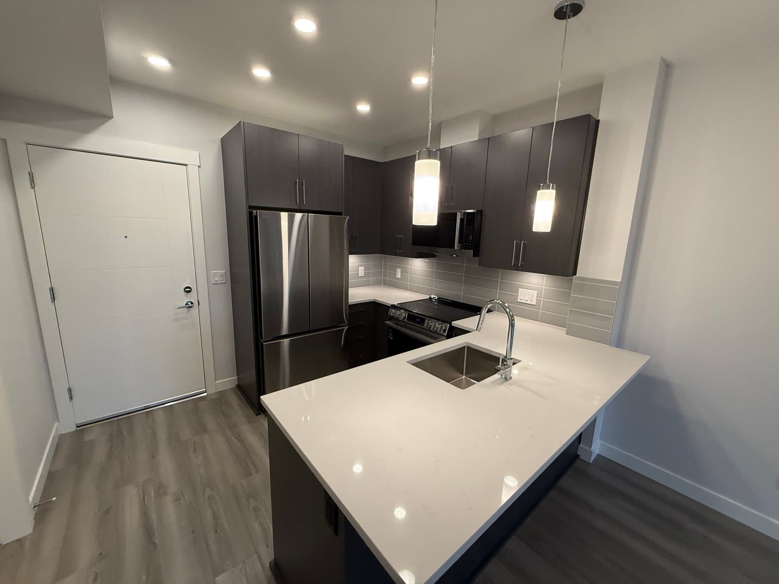 Brand New Condo in Mission — 518