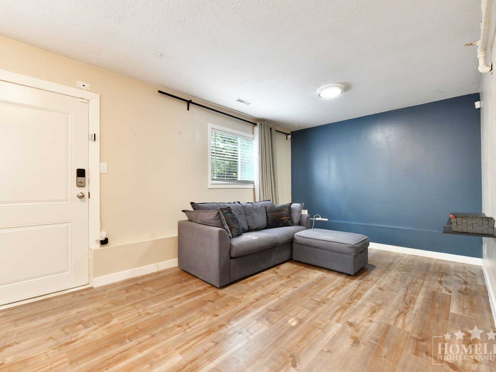 20844 Douglas Cres - B — B - Photo 14